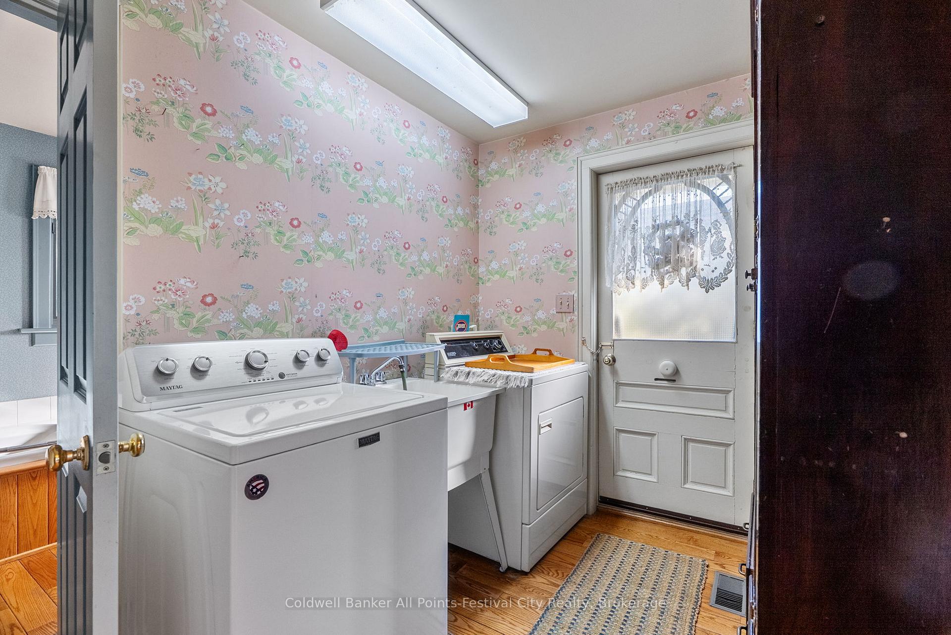 Photo 27 of 55 Nelson Street E, Goderich, Goderich (Town) — HOMEH