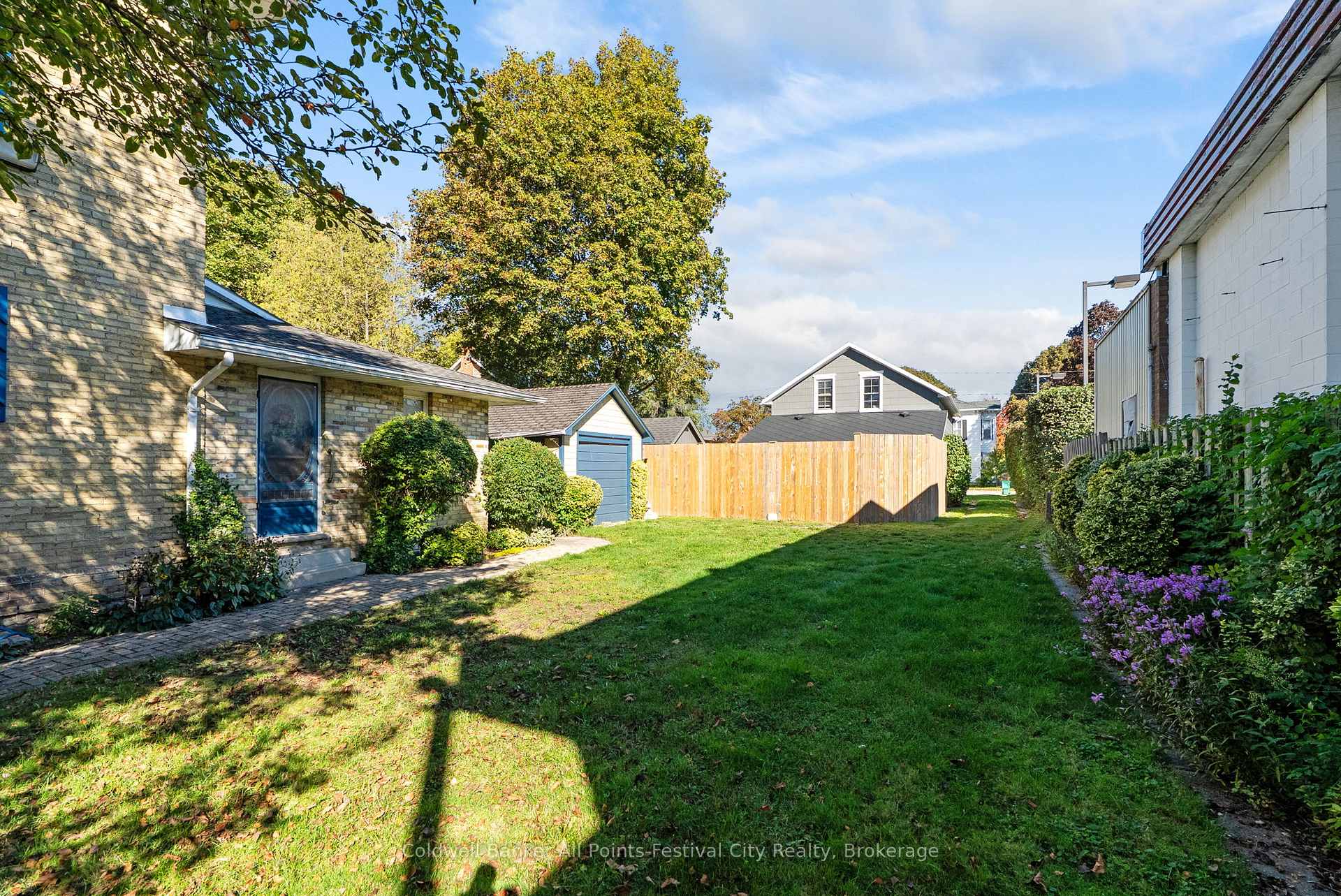 Photo 45 of 55 Nelson Street E, Goderich, Goderich (Town) — HOMEH