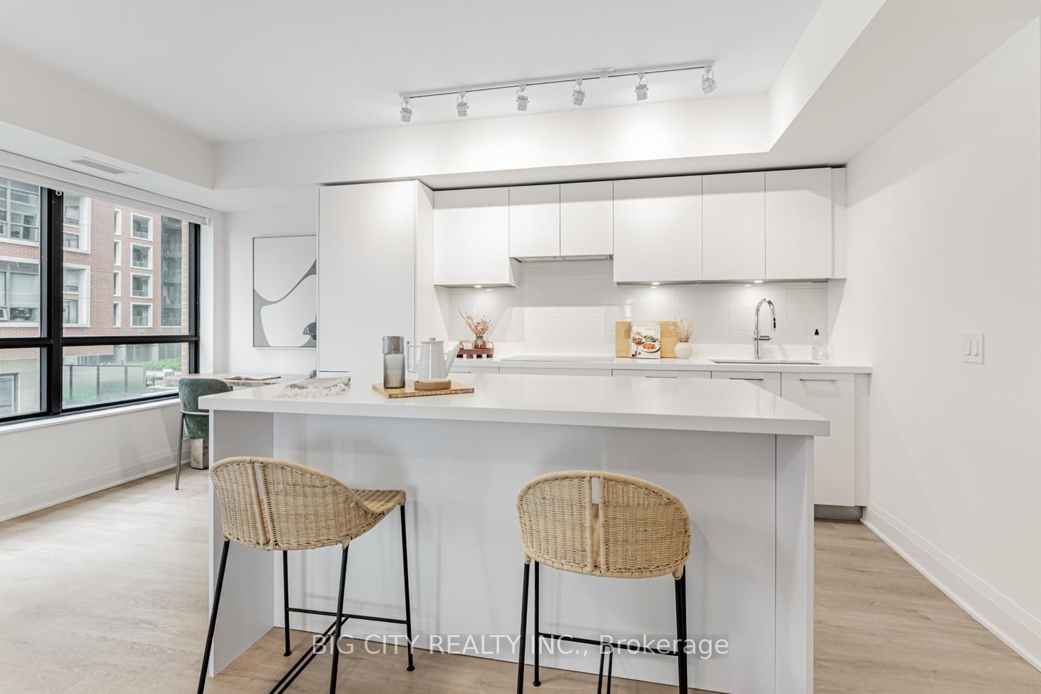 Photo 5 of Unit 318, 36 Brentcliffe Road, Toronto, Thorncliffe Park — HOMEH