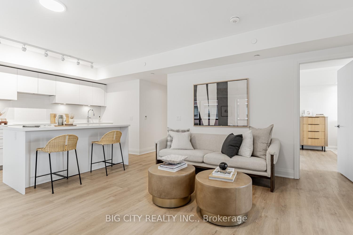 Photo 10 of Unit 318, 36 Brentcliffe Road, Toronto, Thorncliffe Park — HOMEH