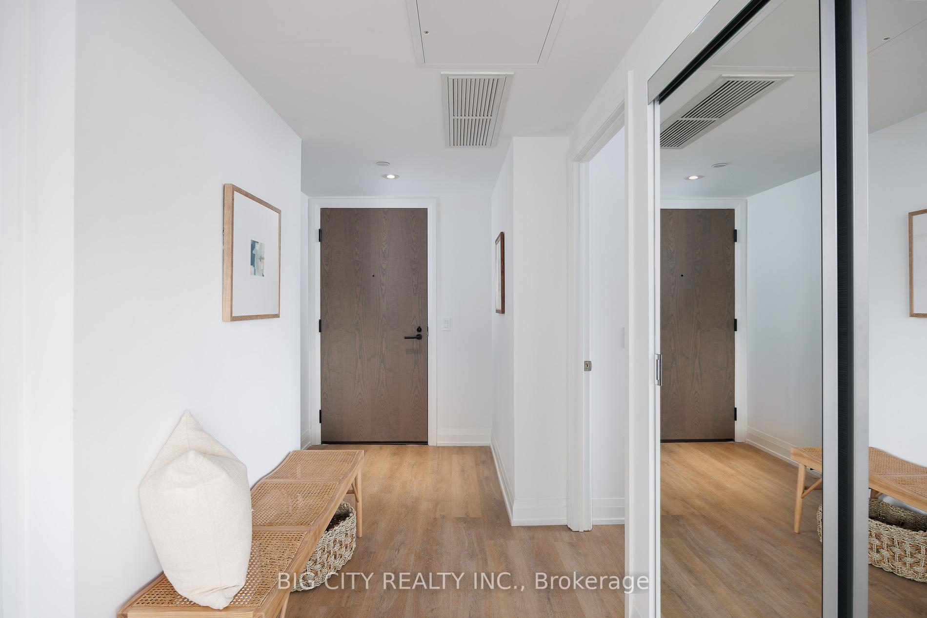 Photo 2 of Unit 1411, 36 Brentcliffe Road, Toronto, Thorncliffe Park — HOMEH