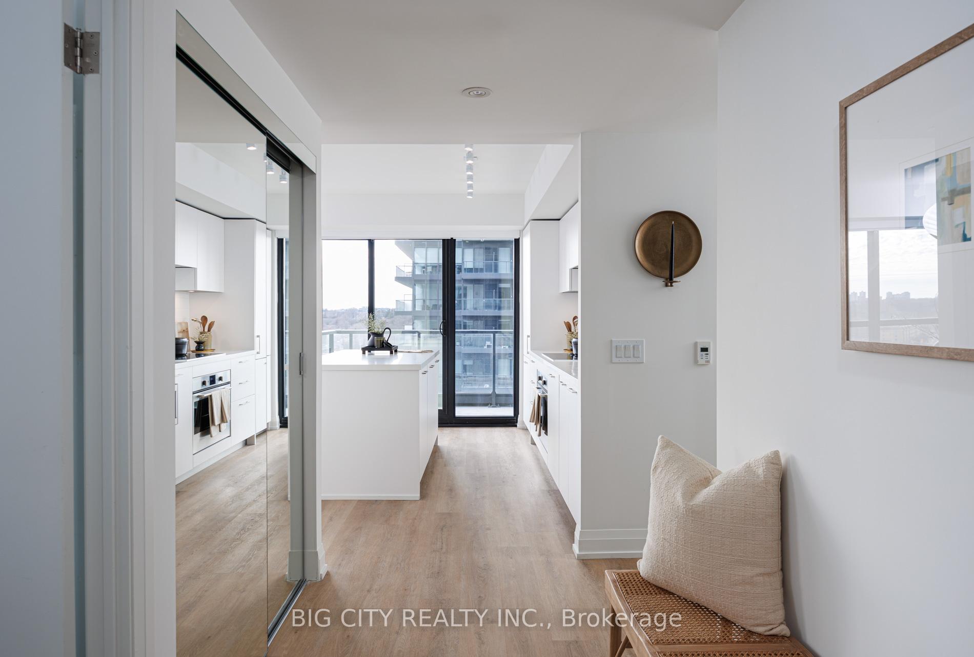Photo 3 of Unit 1411, 36 Brentcliffe Road, Toronto, Thorncliffe Park — HOMEH