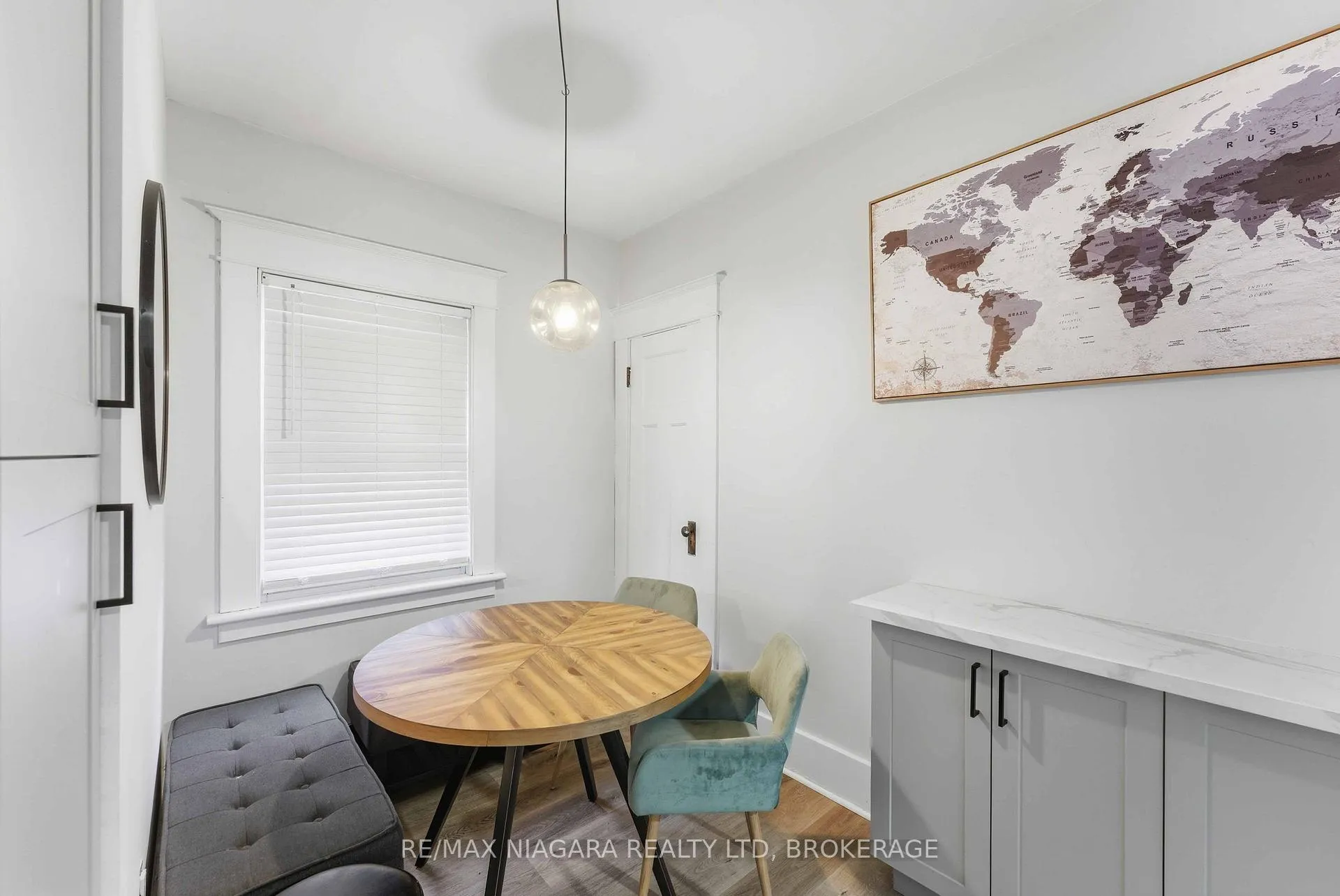 Photo 10 of 5033 Willmott Street, Niagara Falls, Cherrywood — HOMEH
