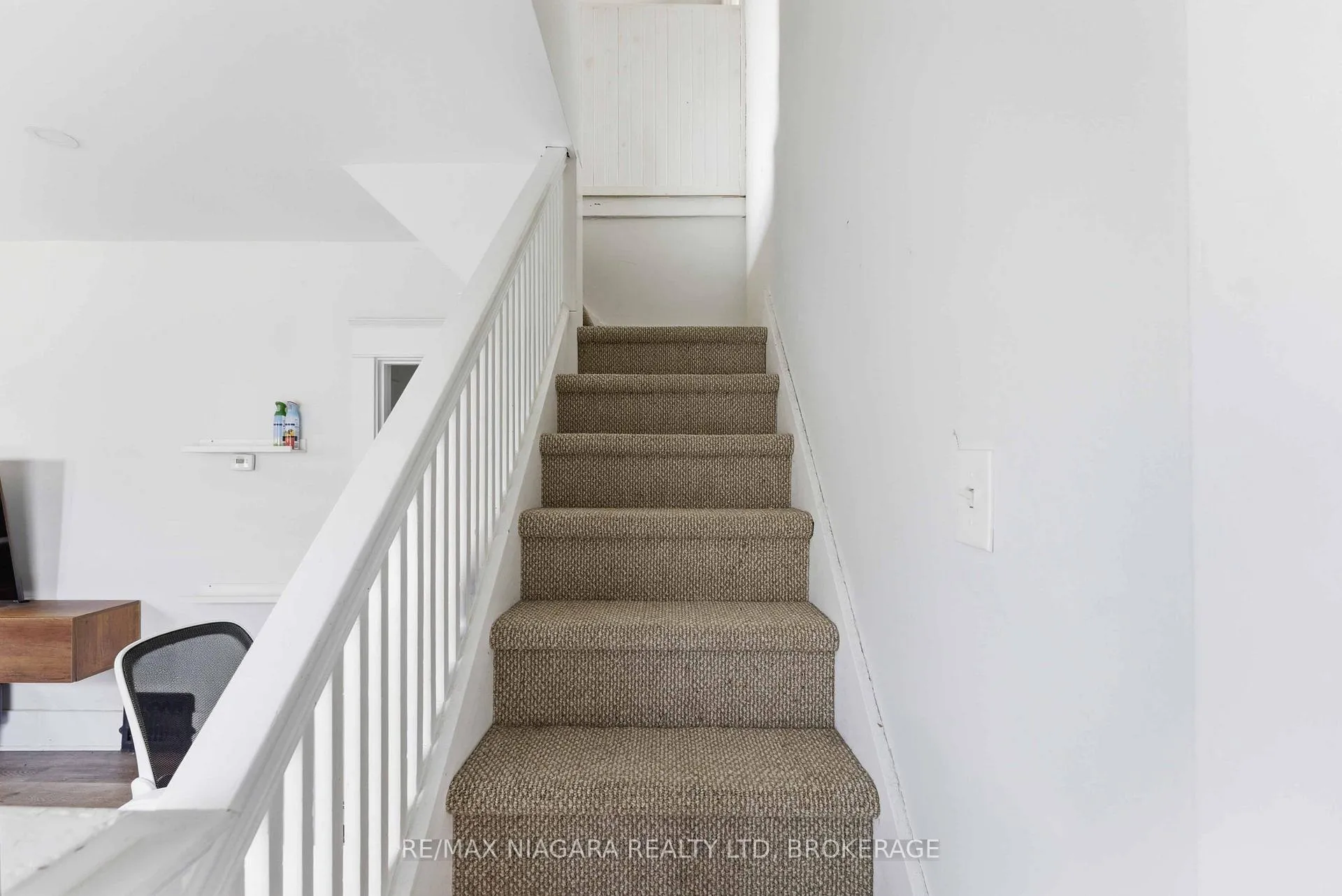 Photo 14 of 5033 Willmott Street, Niagara Falls, Cherrywood — HOMEH