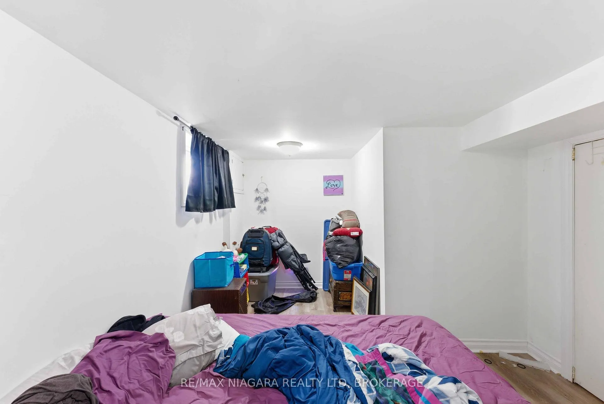 Photo 23 of 5033 Willmott Street, Niagara Falls, Cherrywood — HOMEH