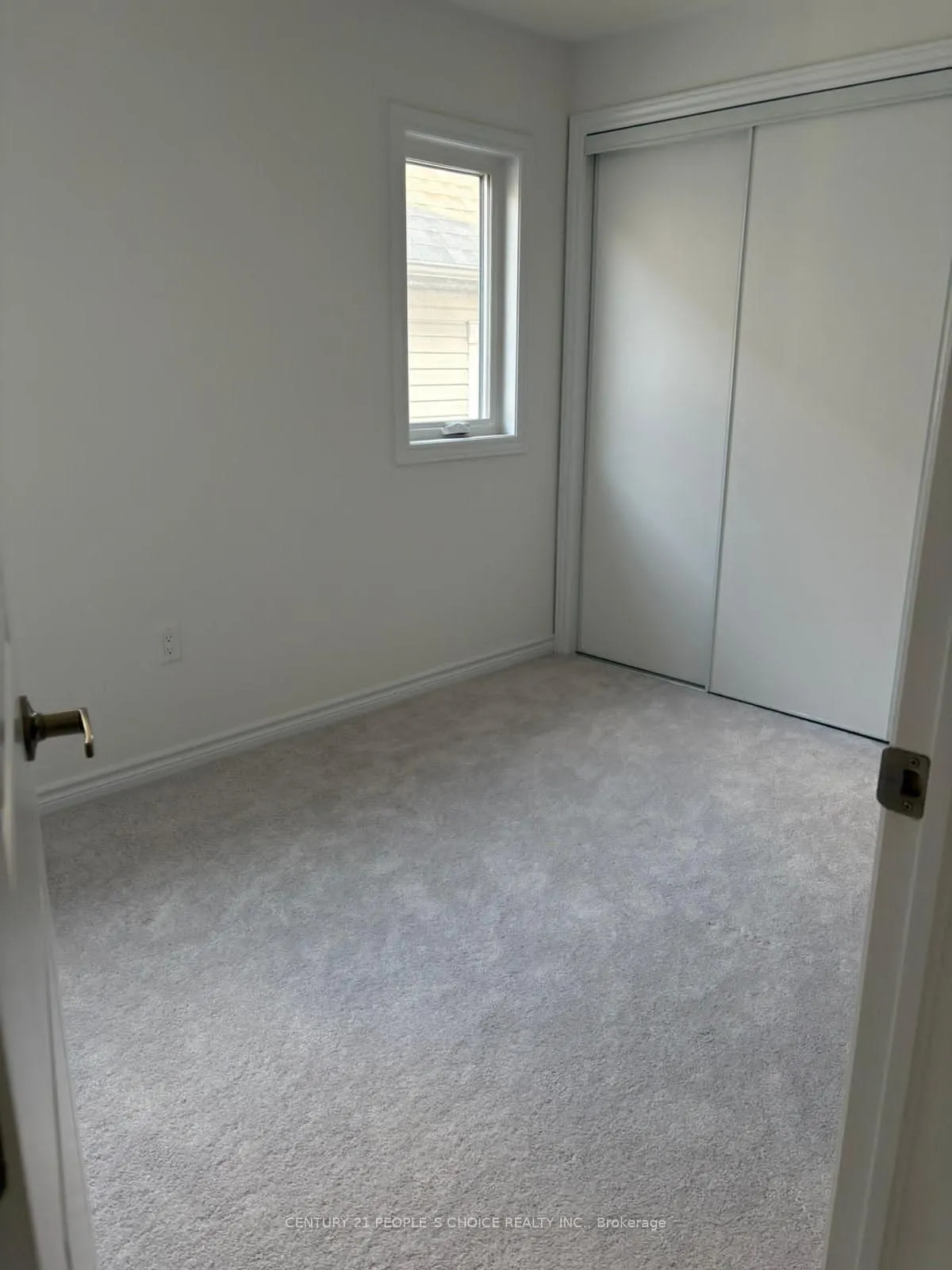 Photo 7 of 129 Mcgill Avenue, Kitchener, Mill Courtland Woodside Park — HOMEH