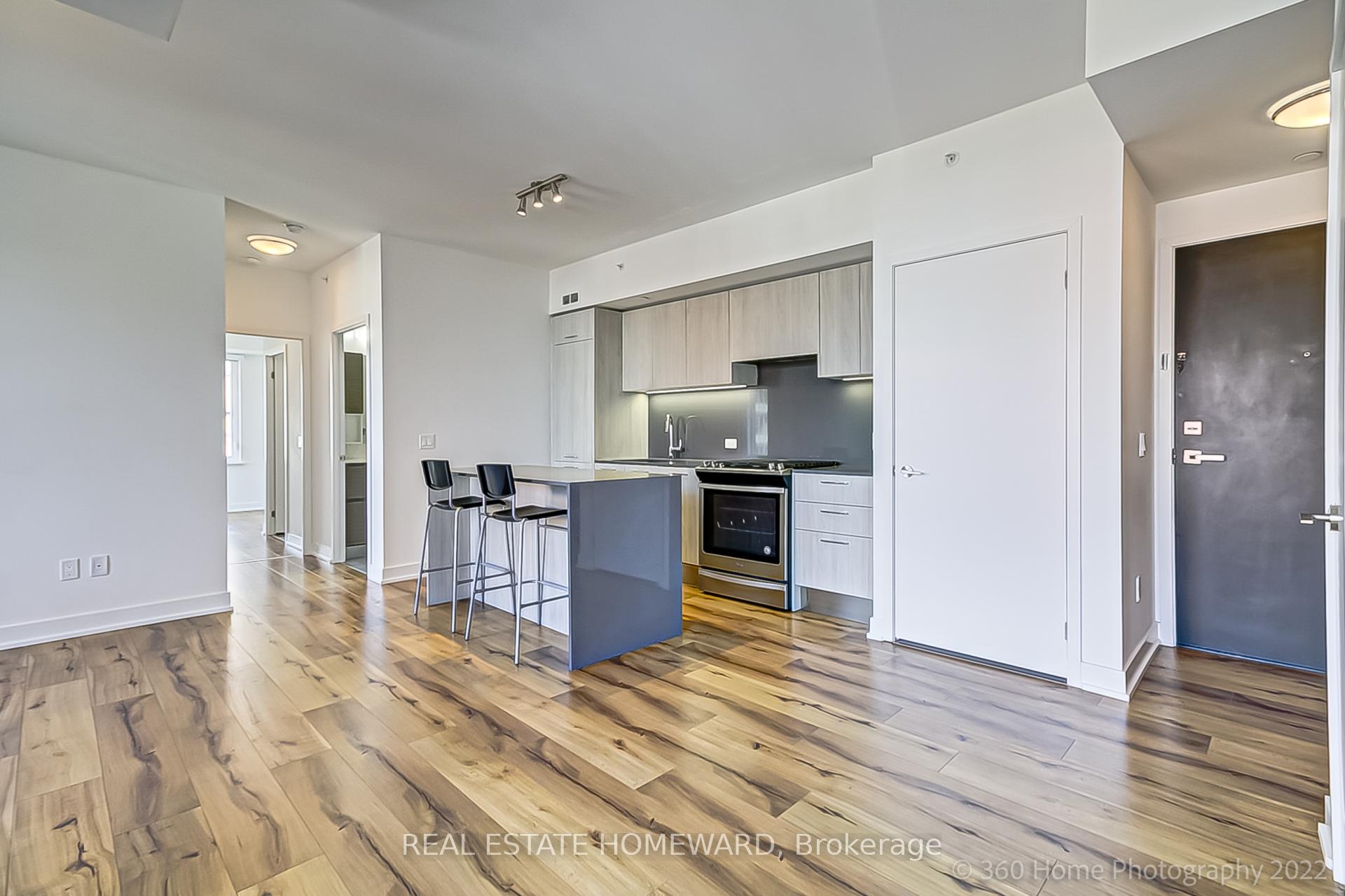 Photo 2 of Unit 303, 665 Kingston Road, Toronto, The Beaches — HOMEH