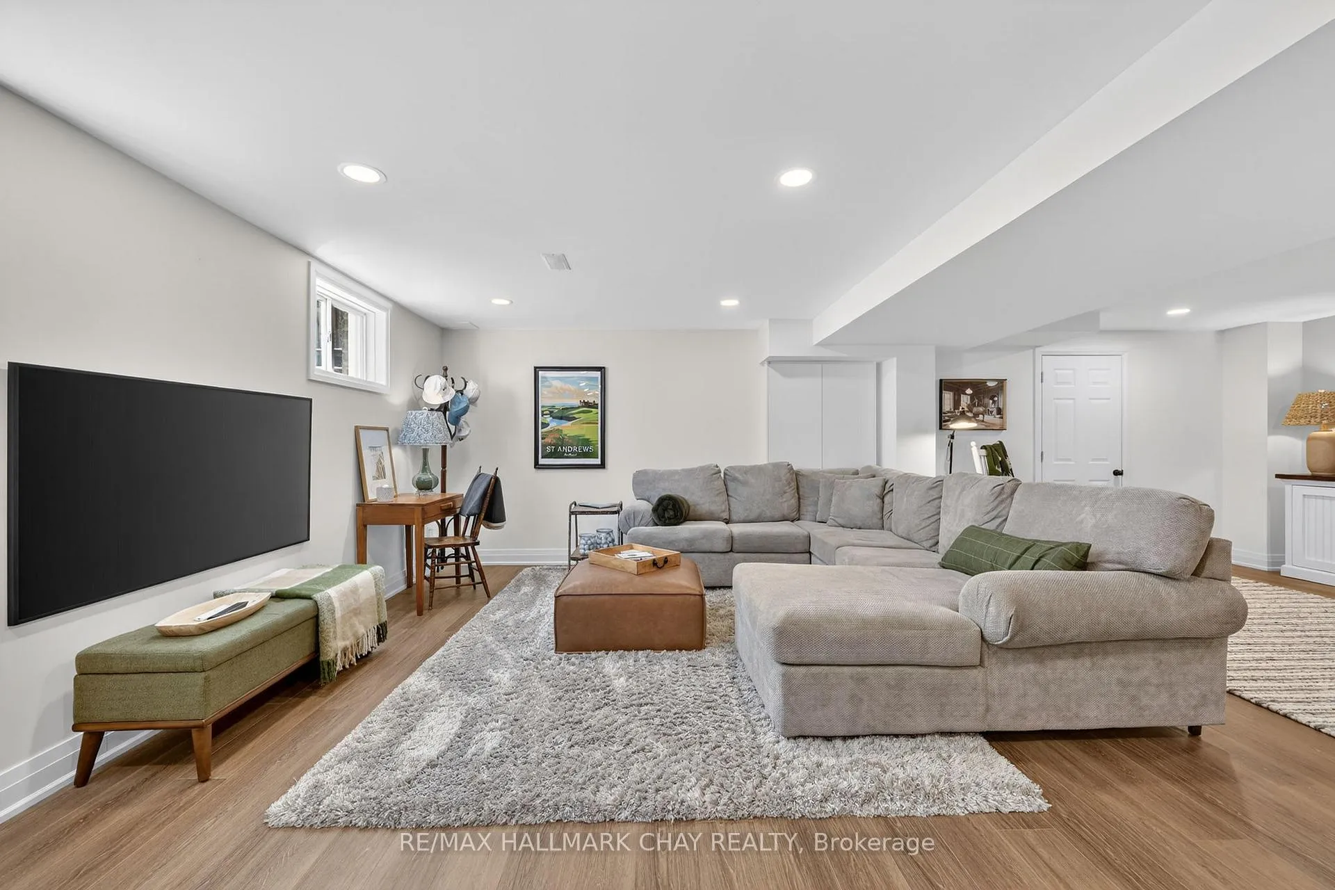 Photo 34 of 21 Tascona Court, Barrie, Little Lake — HOMEH