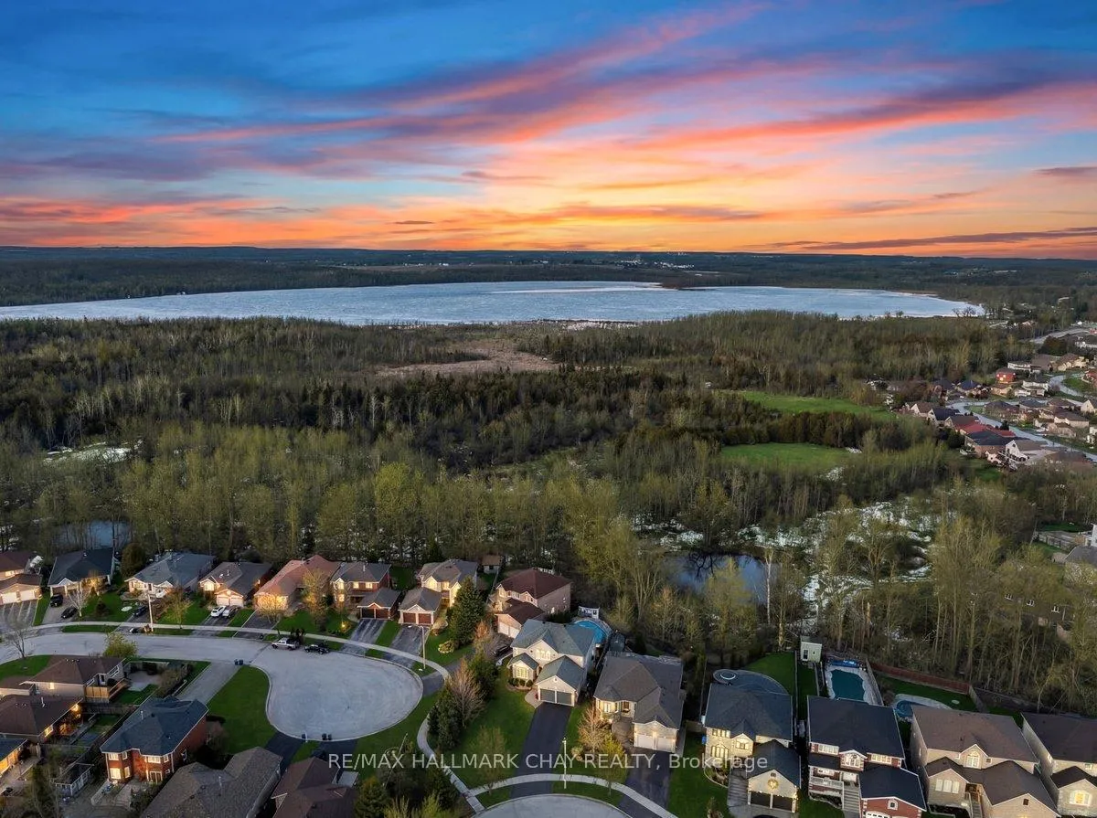 Photo 47 of 21 Tascona Court, Barrie, Little Lake — HOMEH