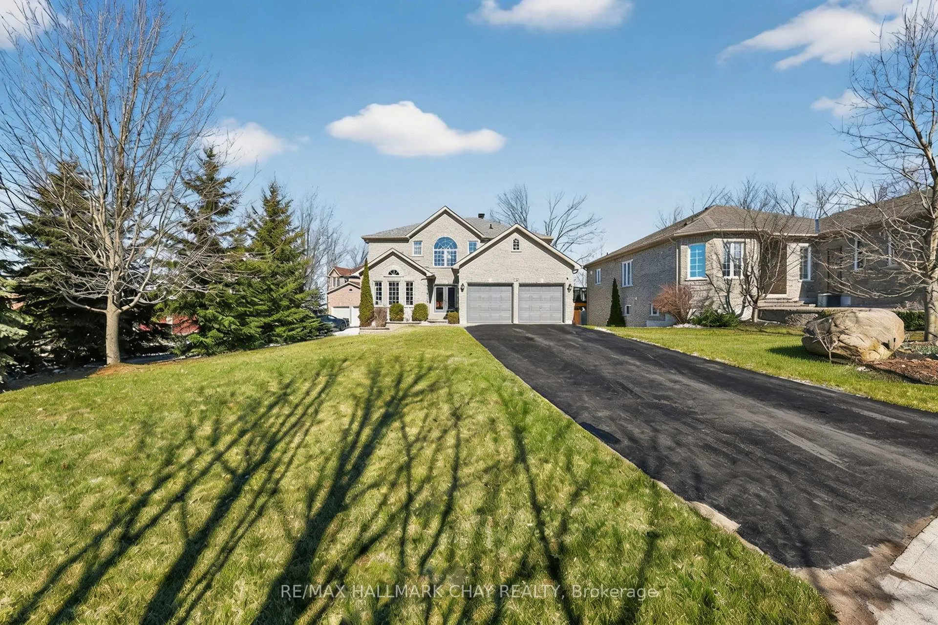 Photo 48 of 21 Tascona Court, Barrie, Little Lake — HOMEH