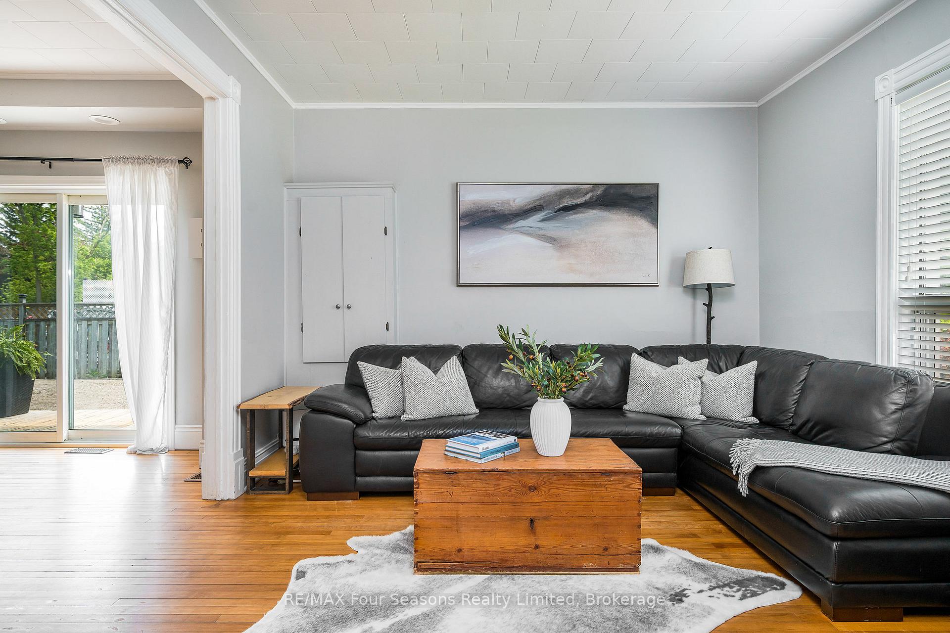 Photo 7 of 43 Cedar Street, Collingwood — HOMEH