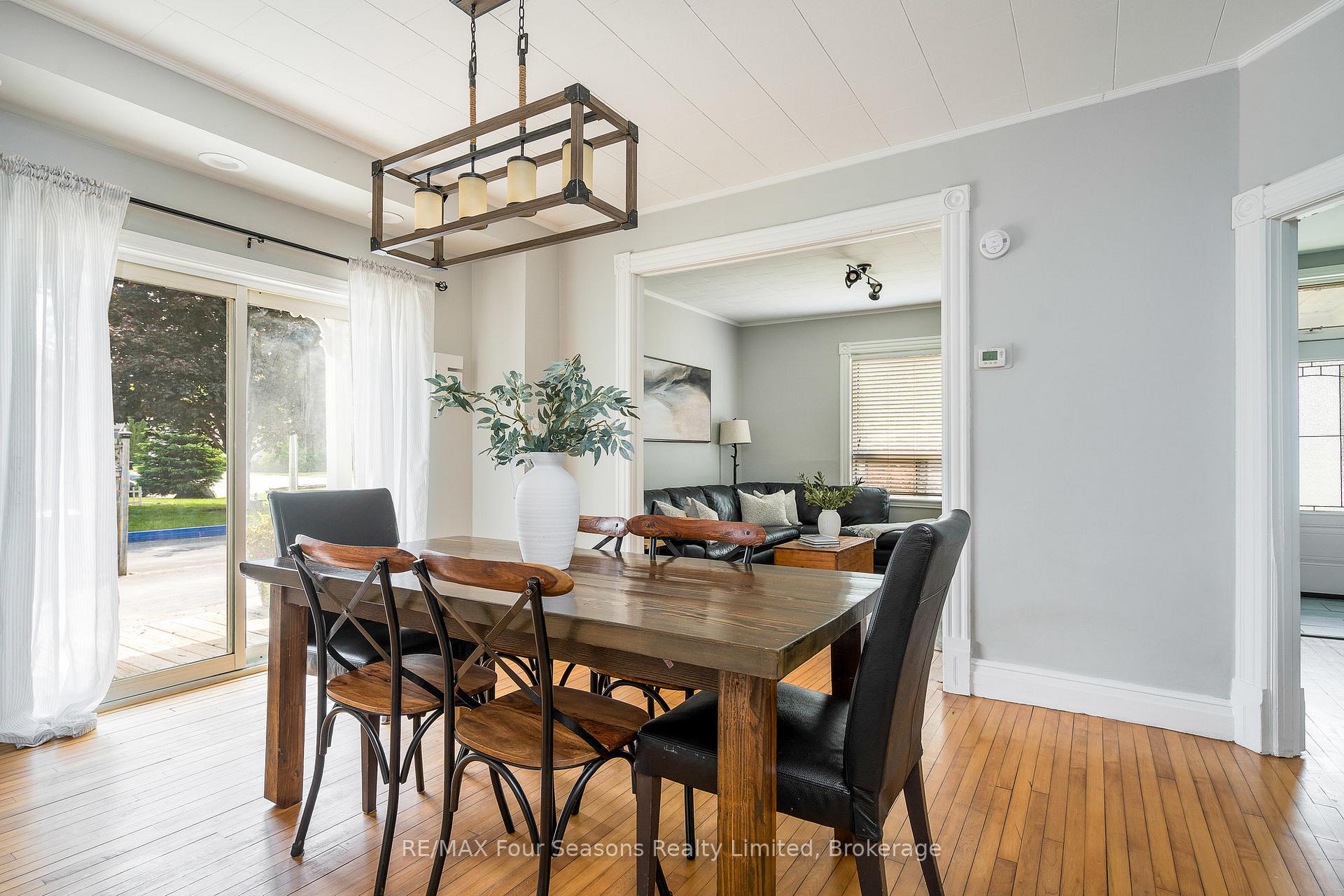 Photo 8 of 43 Cedar Street, Collingwood — HOMEH