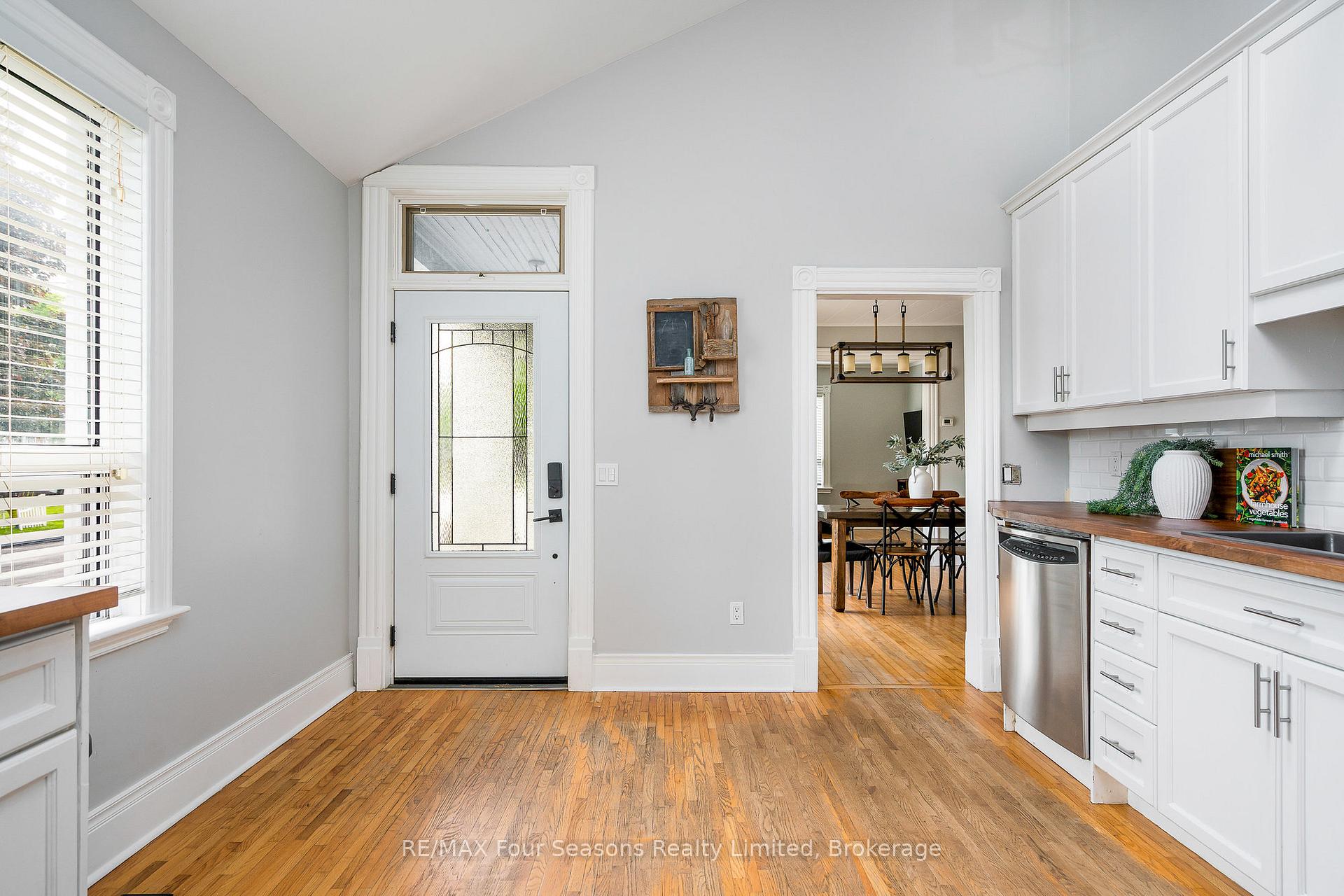 Photo 15 of 43 Cedar Street, Collingwood — HOMEH
