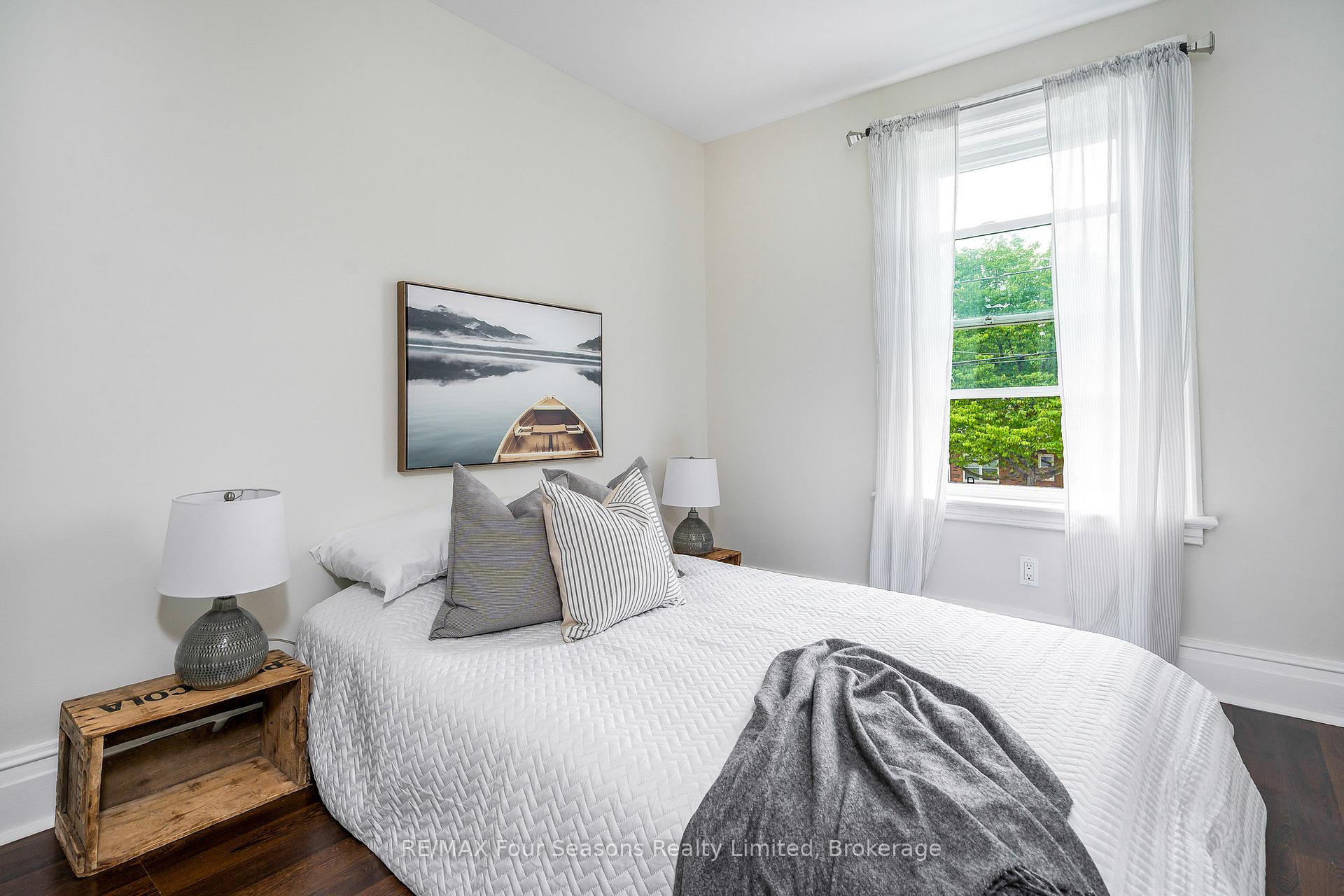 Photo 26 of 43 Cedar Street, Collingwood — HOMEH