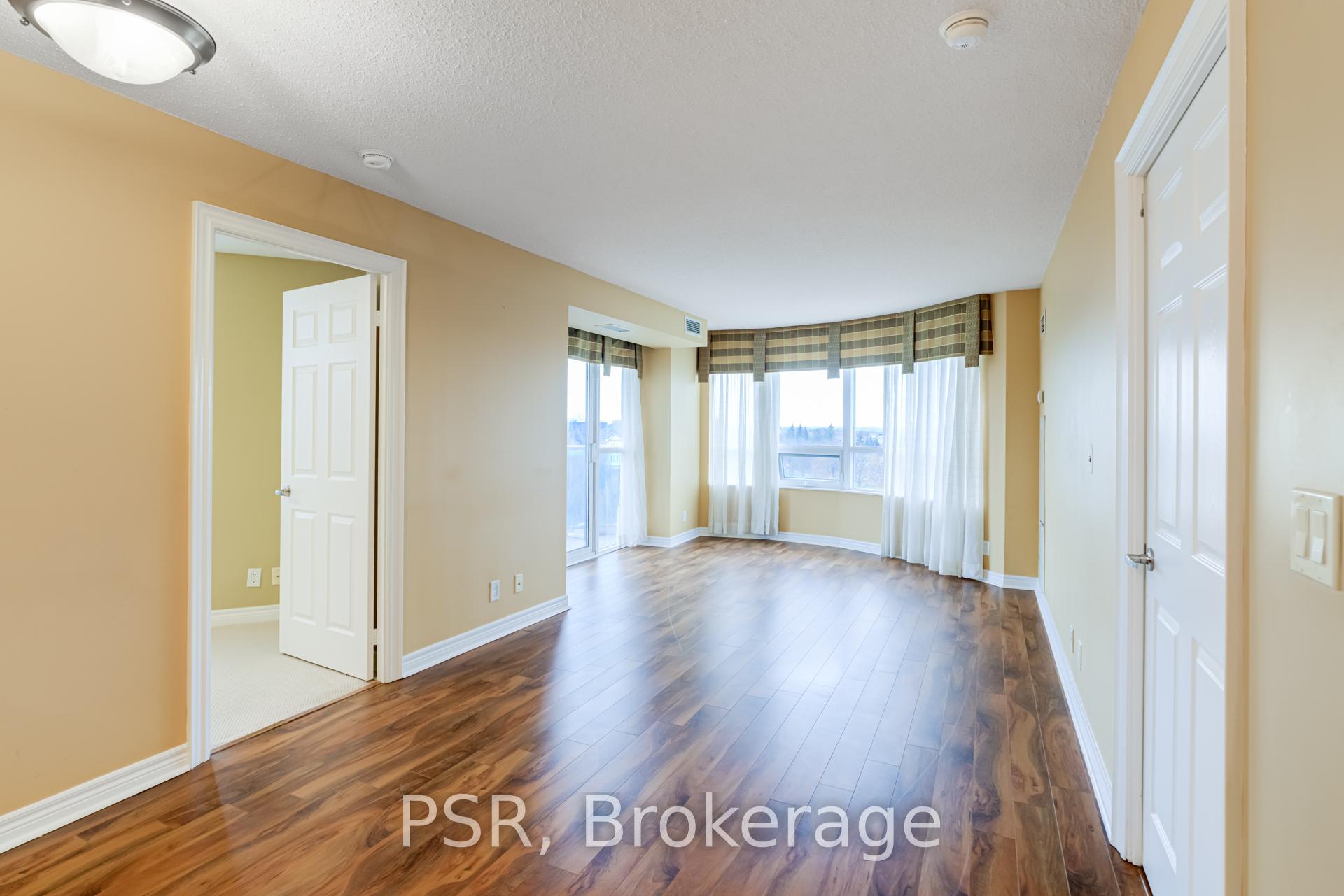 Photo 12 of Unit 717, 33 Cox Boulevard, Markham, Unionville — HOMEH