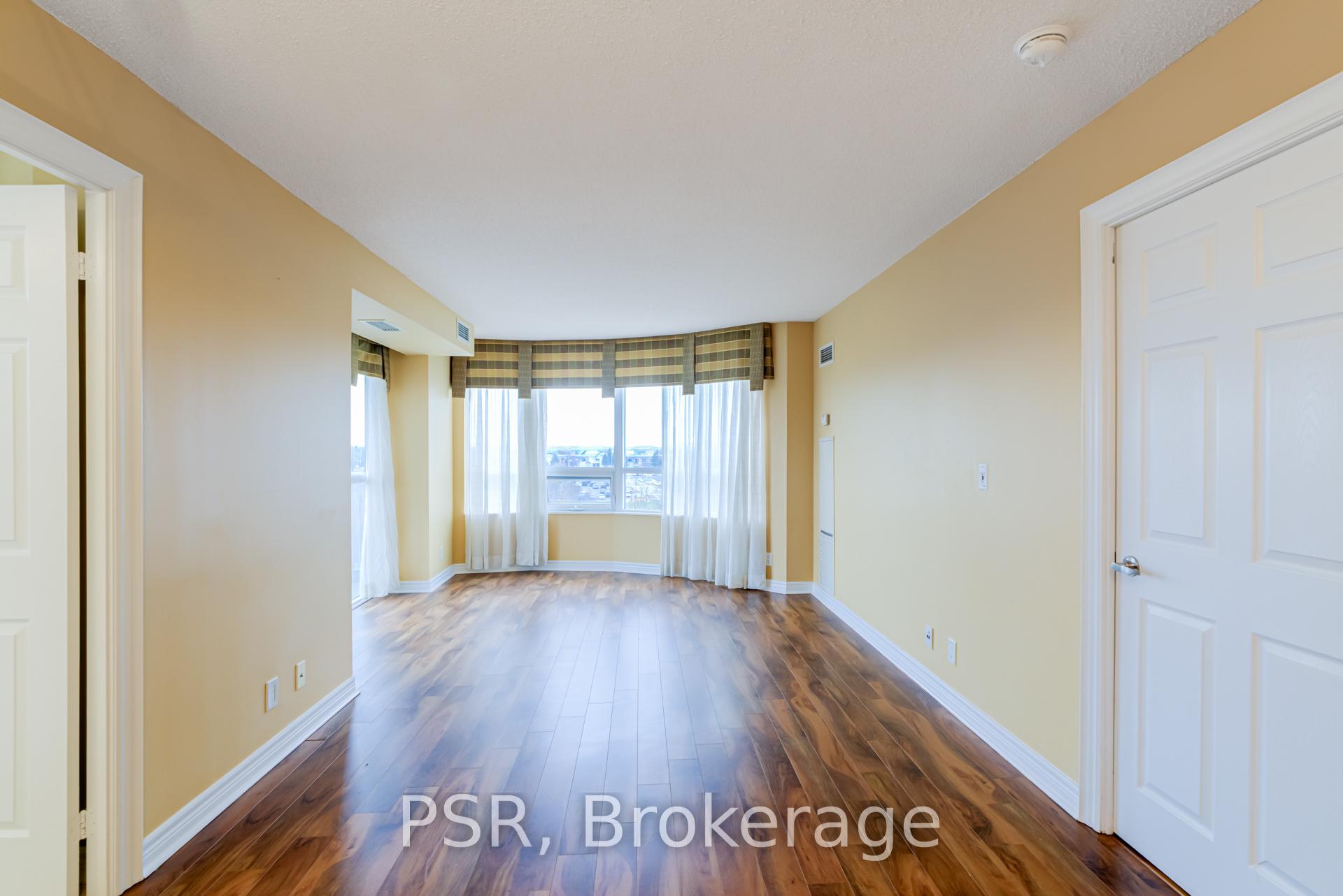 Photo 13 of Unit 717, 33 Cox Boulevard, Markham, Unionville — HOMEH