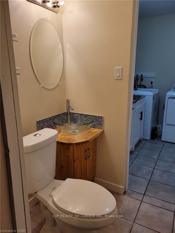 Photo 15 of 553 Oxbow Crescent, Collingwood — HOMEH