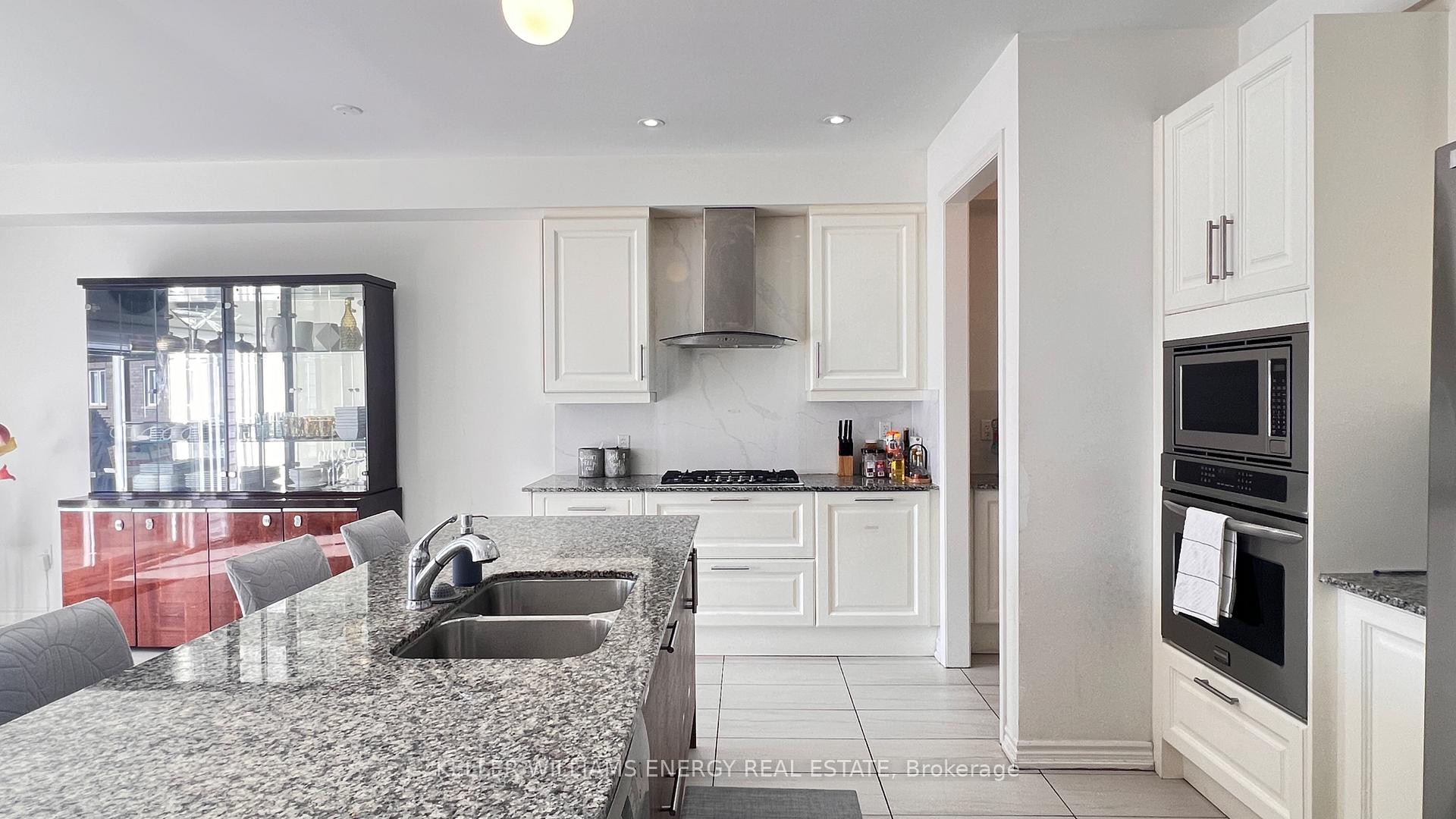Photo 9 of 105 Elephant Hill Drive, Clarington, Bowmanville — HOMEH