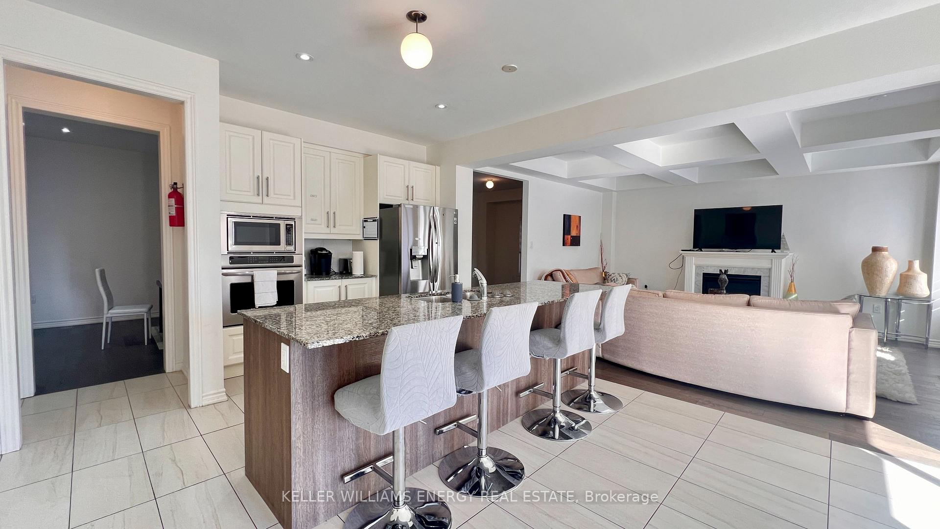 Photo 11 of 105 Elephant Hill Drive, Clarington, Bowmanville — HOMEH