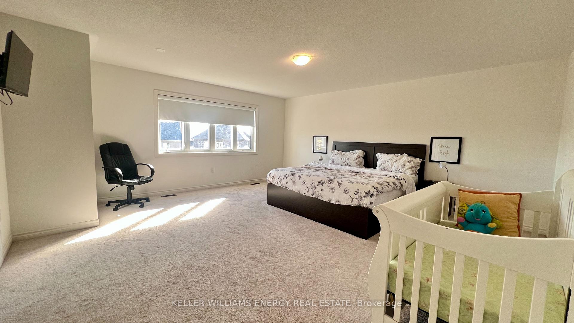 Photo 26 of 105 Elephant Hill Drive, Clarington, Bowmanville — HOMEH
