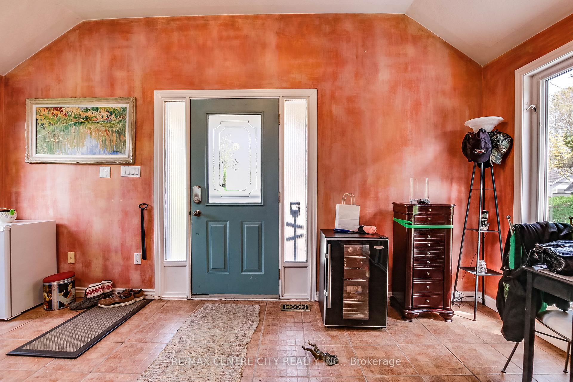 Photo 3 of 490 Lower Spring Street, Central Elgin, Port Stanley — HOMEH