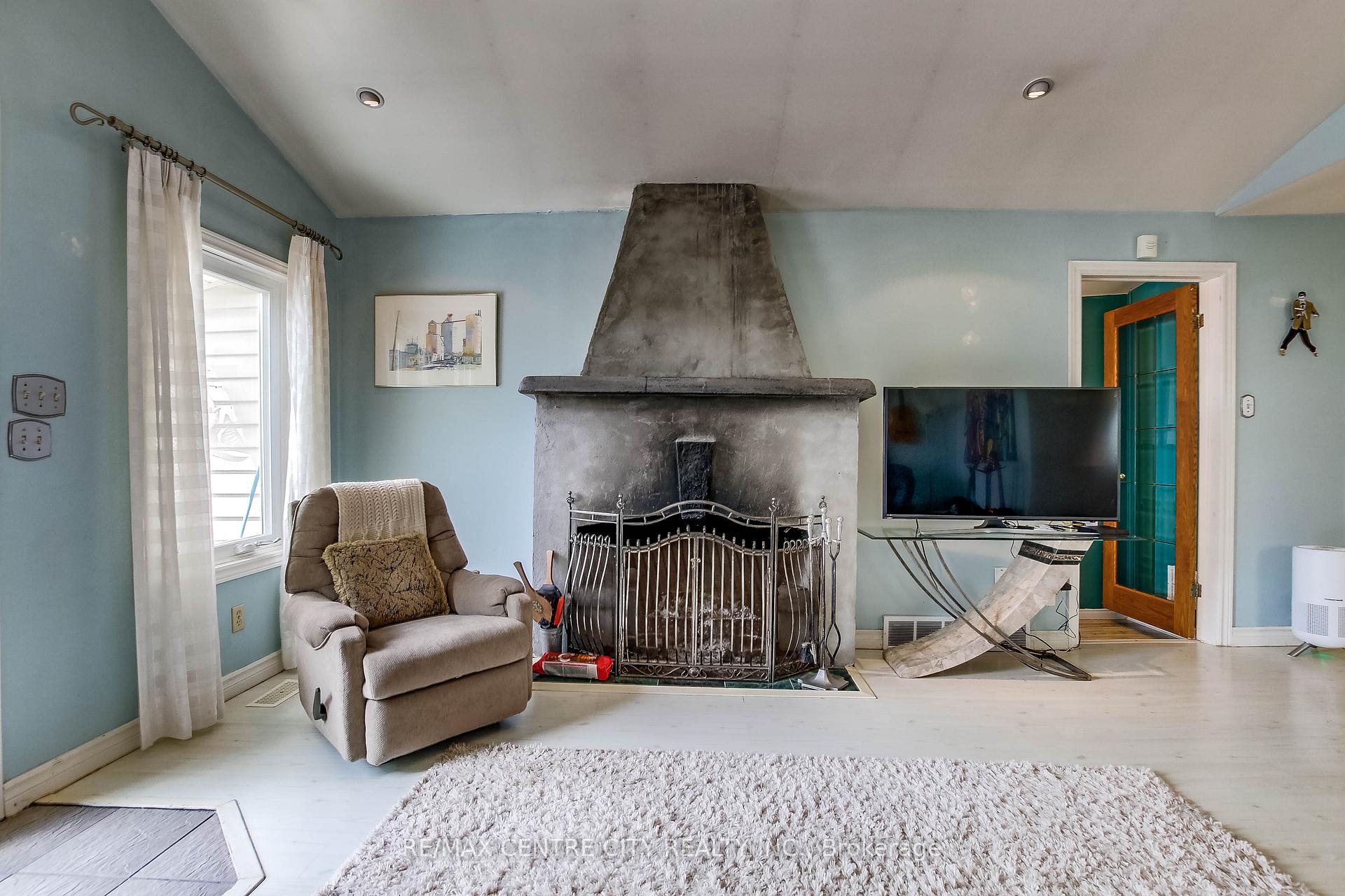 Photo 18 of 490 Lower Spring Street, Central Elgin, Port Stanley — HOMEH