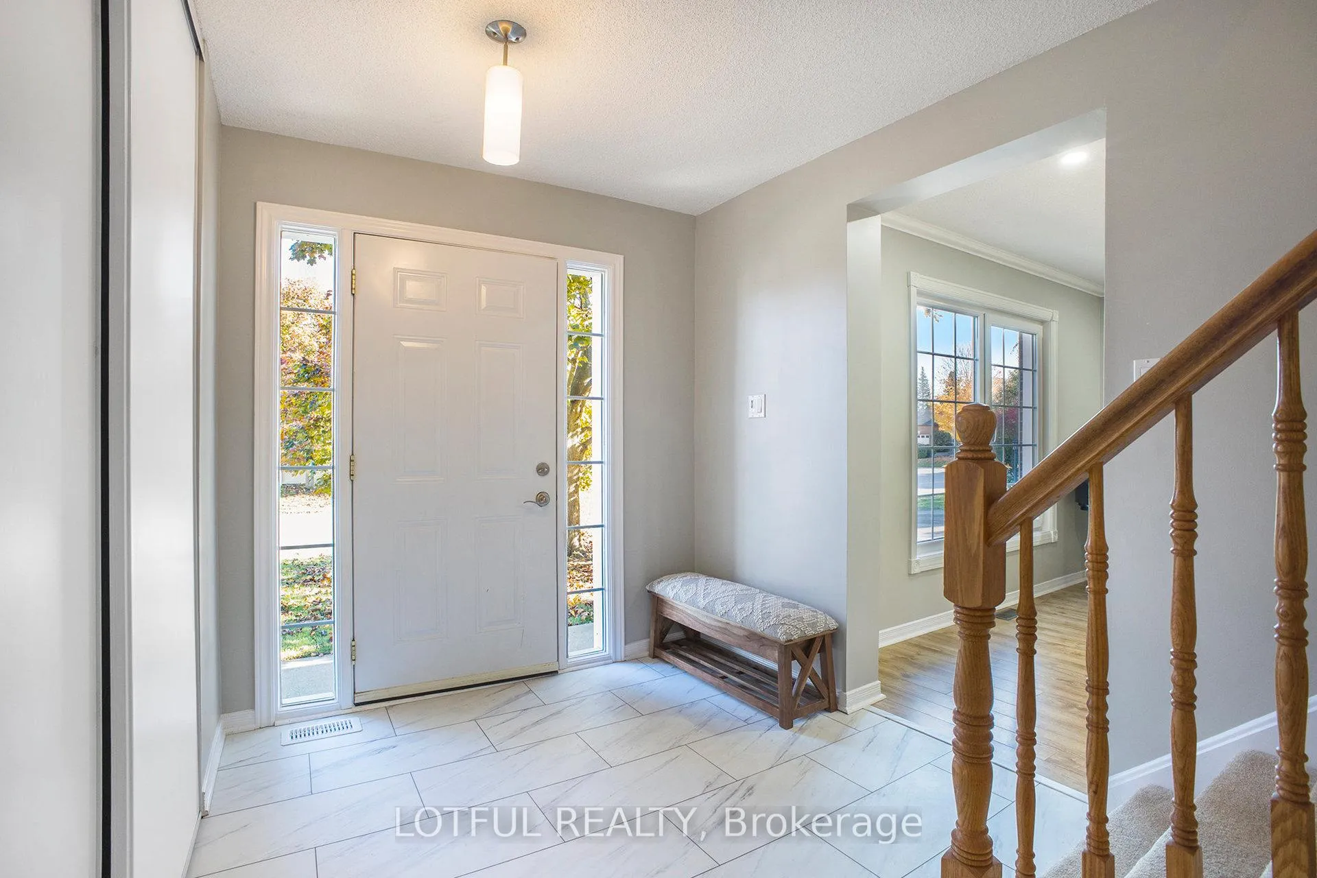 Photo 2 of 4 Spindle Way, Ottawa, Stittsville (South) — HOMEH