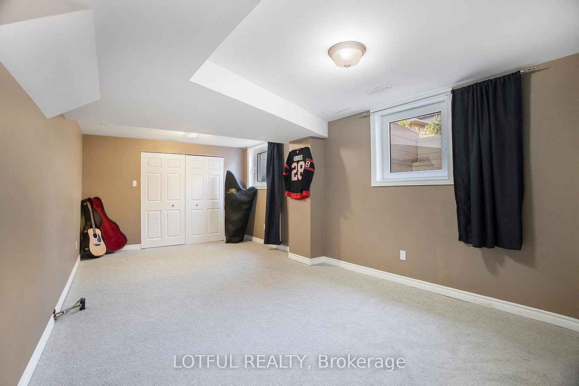 Photo 26 of 4 Spindle Way, Ottawa, Stittsville (South) — HOMEH