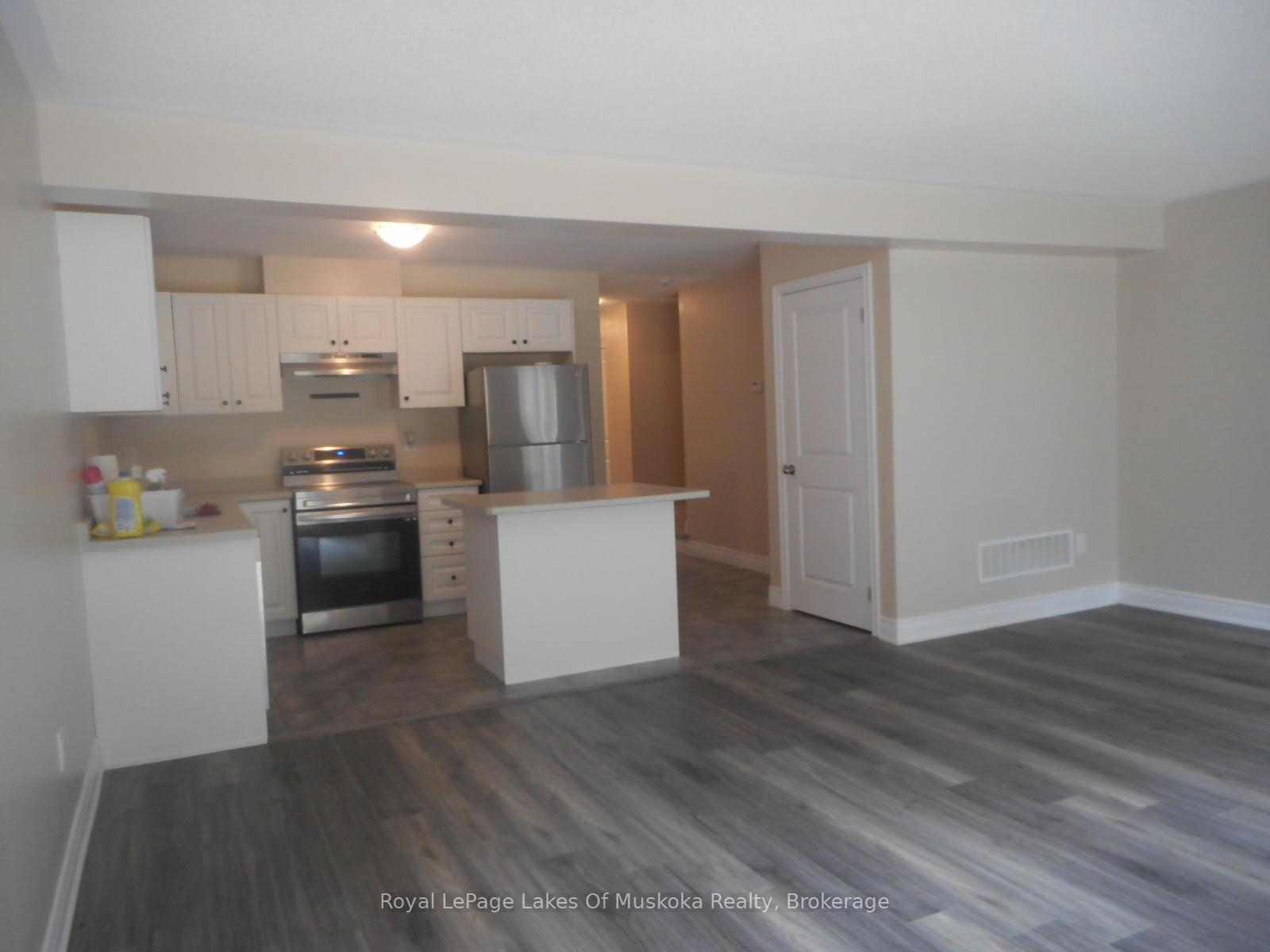Photo 2 of 255 Daffodil Court, Gravenhurst, Muskoka (S) — HOMEH