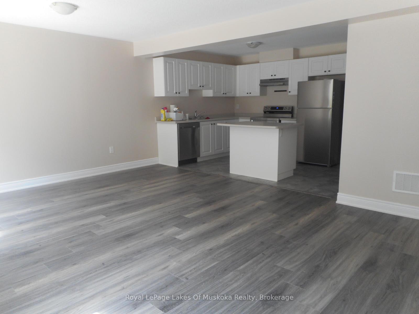 Photo 4 of 255 Daffodil Court, Gravenhurst, Muskoka (S) — HOMEH