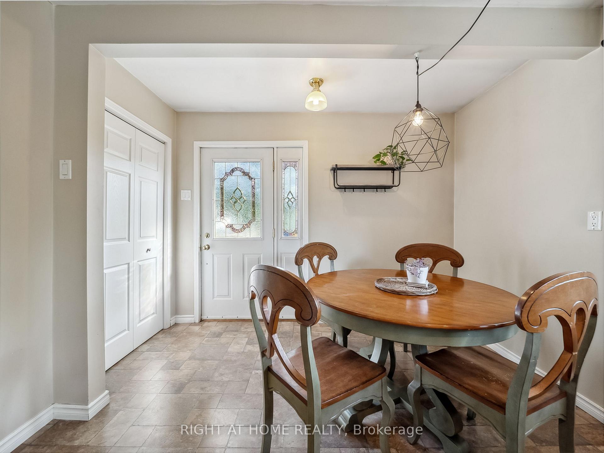Photo 8 of 78 Eighth Street, Brock, Beaverton — HOMEH