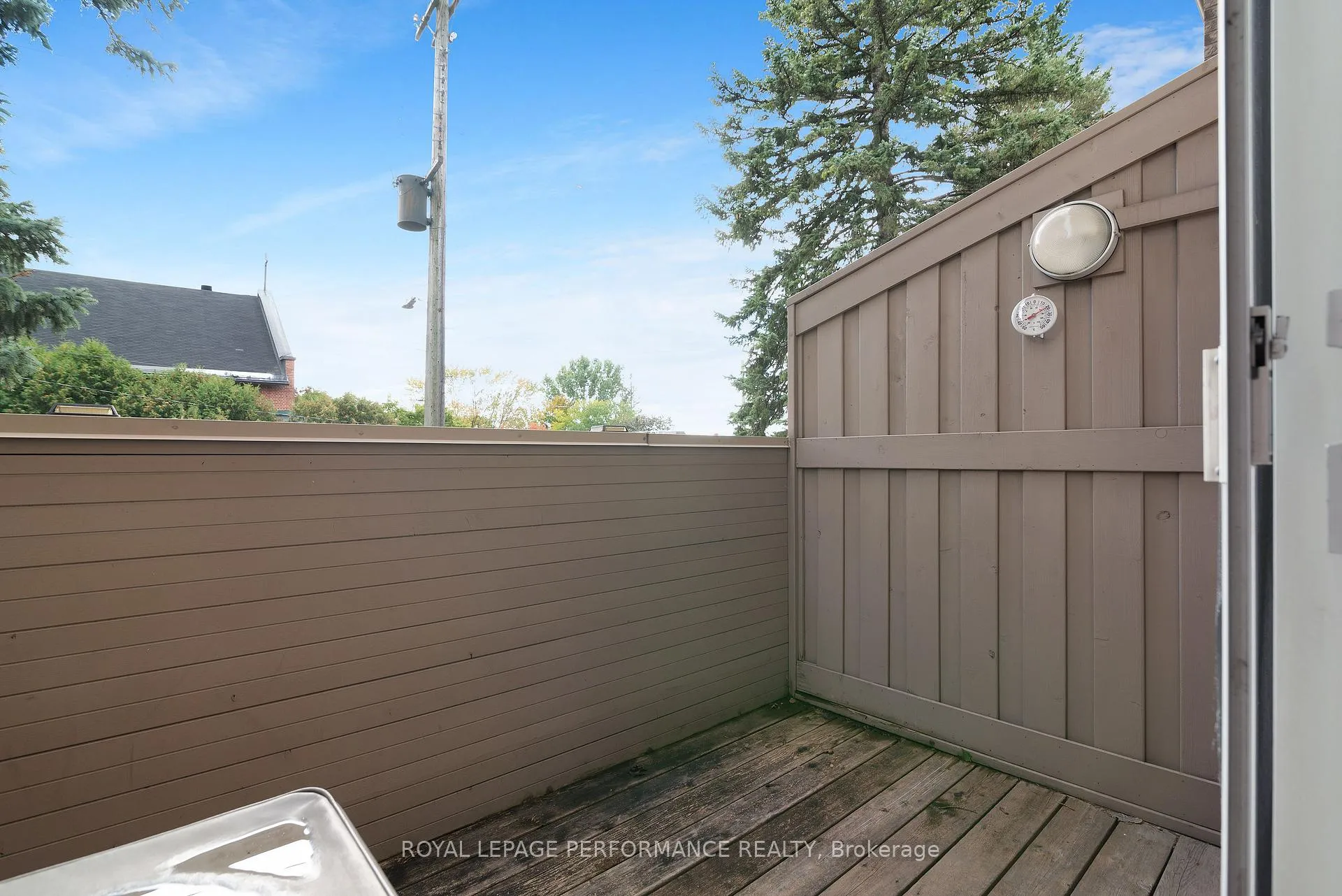 Photo 16 of Unit A, 243 Sunnyside Avenue, Ottawa, Old Ottawa South — HOMEH