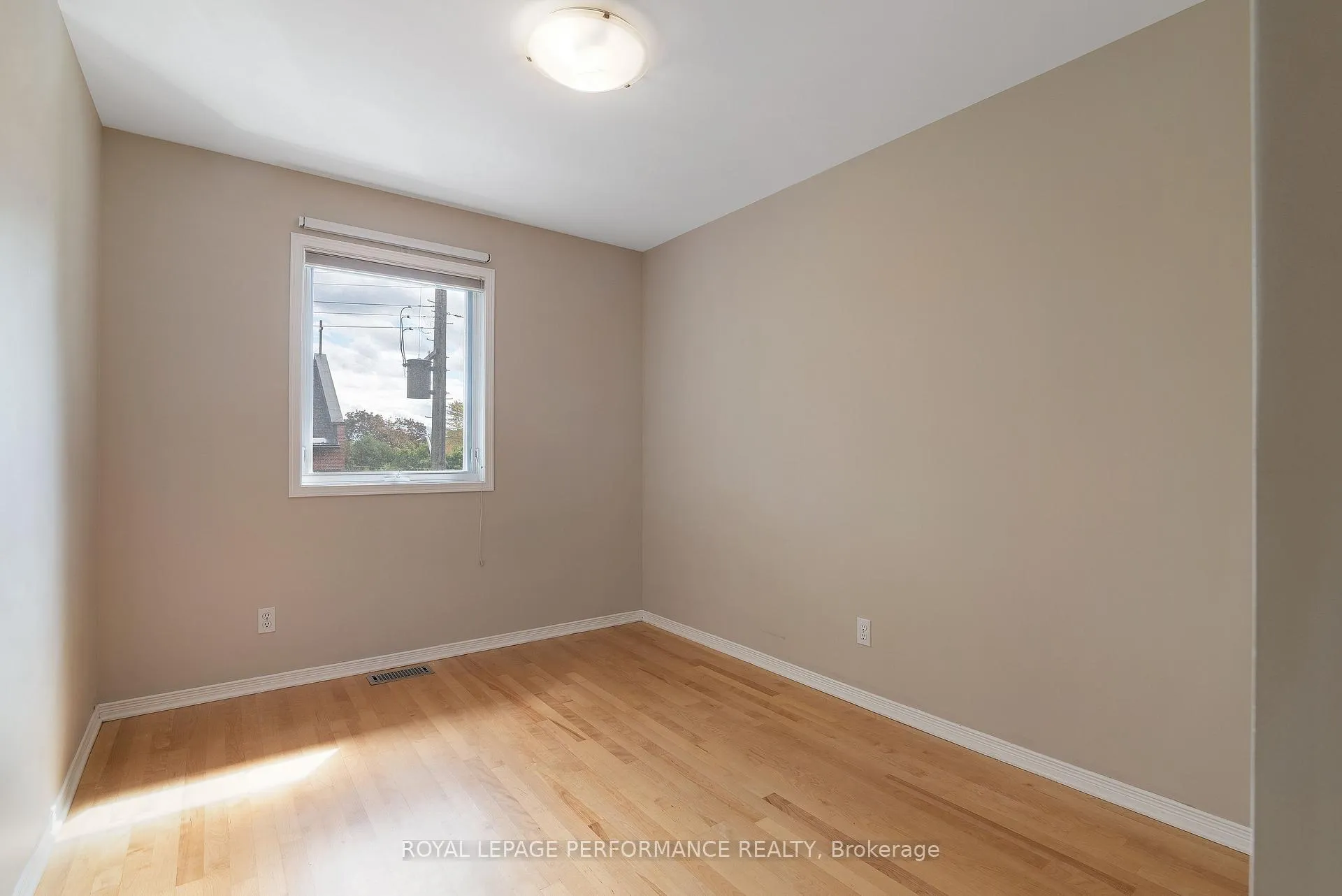 Photo 27 of Unit A, 243 Sunnyside Avenue, Ottawa, Old Ottawa South — HOMEH