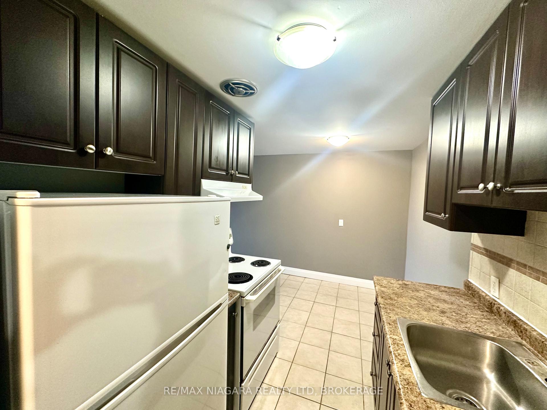 Photo 12 of Unit 101, 7 Riverview Boulevard, St. Catharines, Glendale/Glenridge — HOMEH