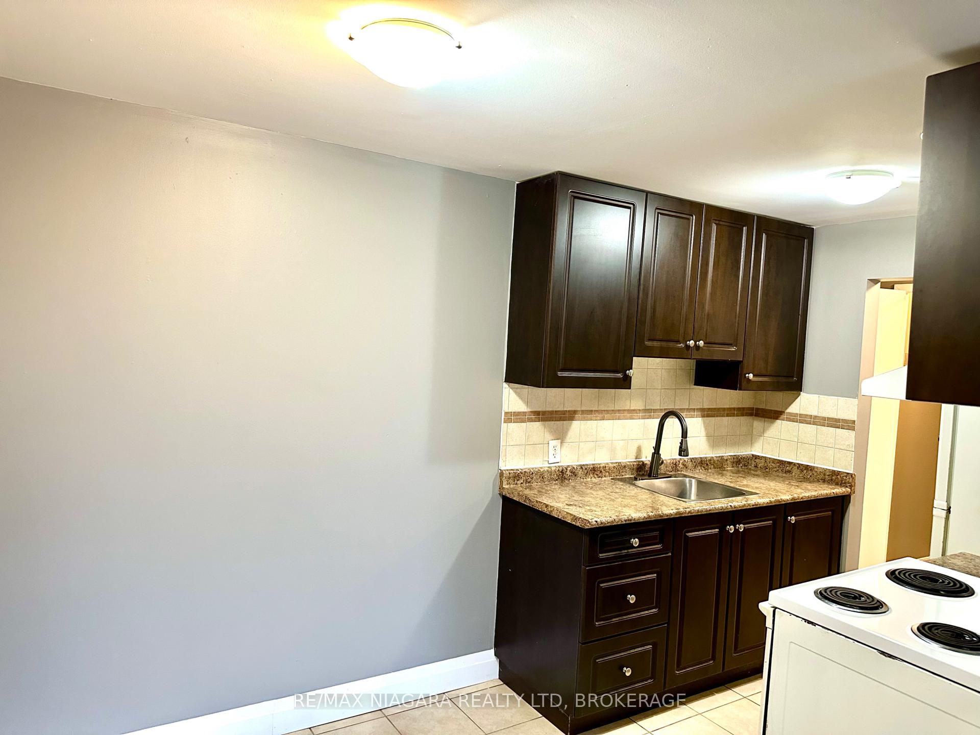 Photo 14 of Unit 101, 7 Riverview Boulevard, St. Catharines, Glendale/Glenridge — HOMEH