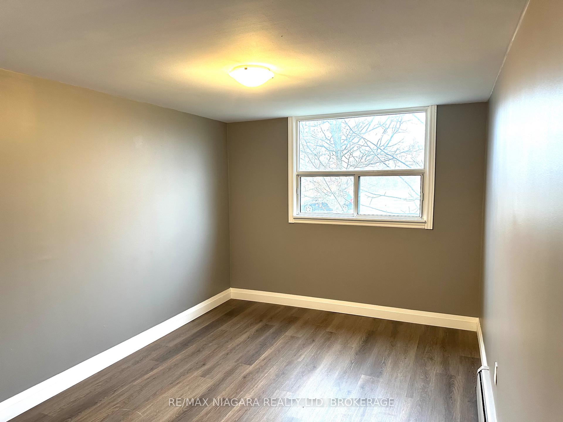 Photo 17 of Unit 101, 7 Riverview Boulevard, St. Catharines, Glendale/Glenridge — HOMEH