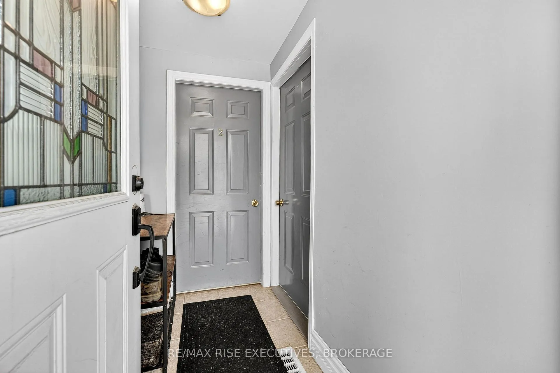 Photo 4 of 390 Division Street, Kingston, East of Sir John A. Blvd — HOMEH