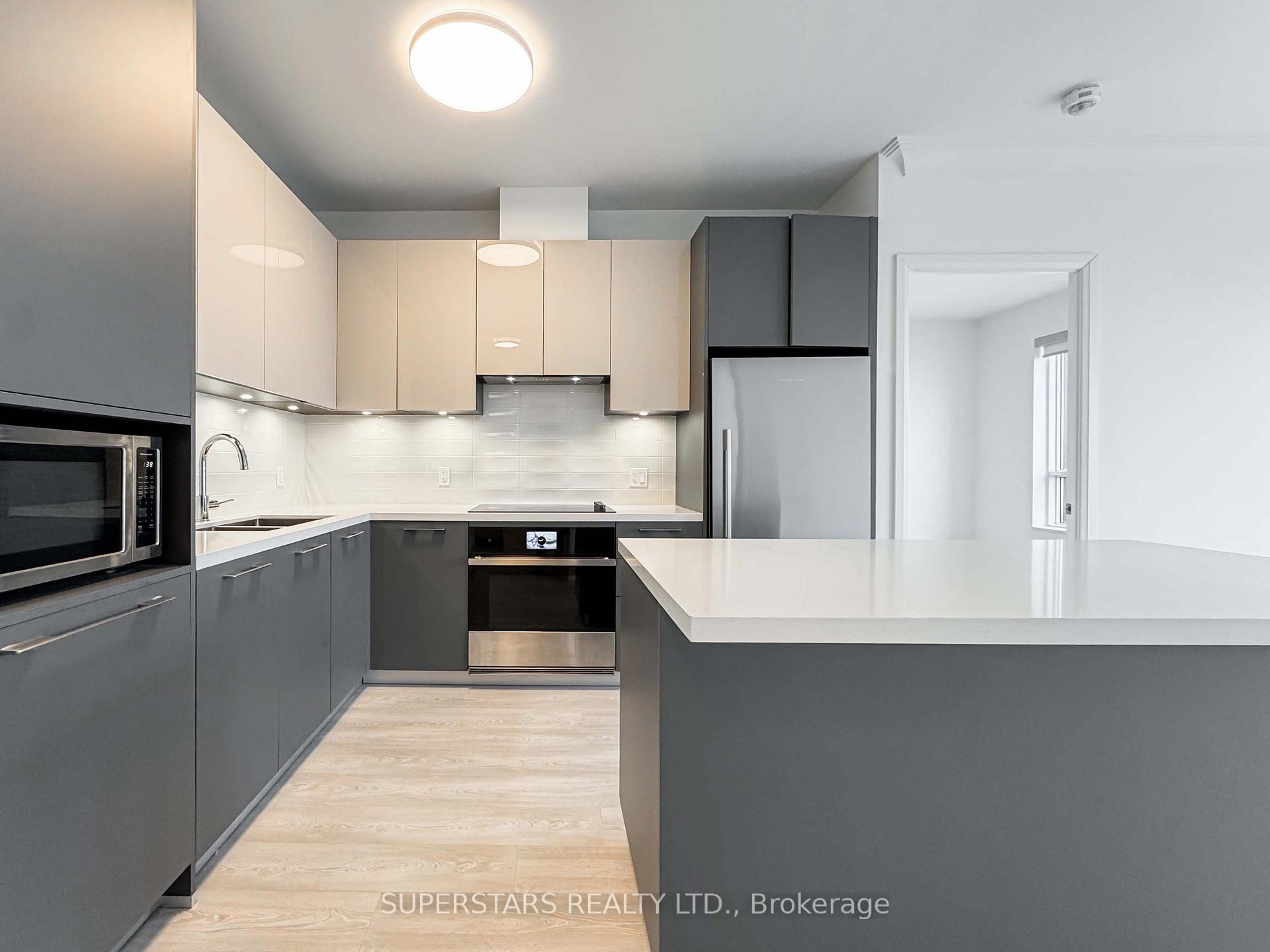 Photo 3 of Unit 1017, 38 Water Walk Drive, Markham, Unionville — HOMEH