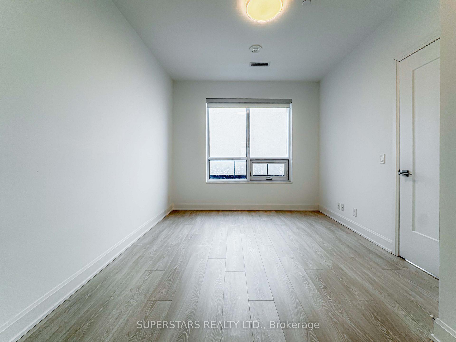 Photo 13 of Unit 1017, 38 Water Walk Drive, Markham, Unionville — HOMEH