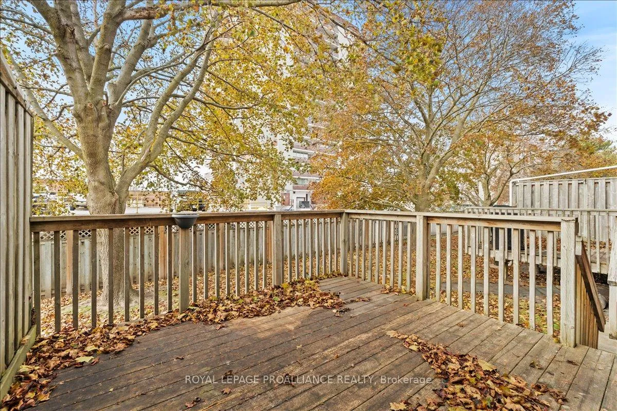 Photo 25 of 42 O'Hare Street, Belleville, Belleville Ward — HOMEH
