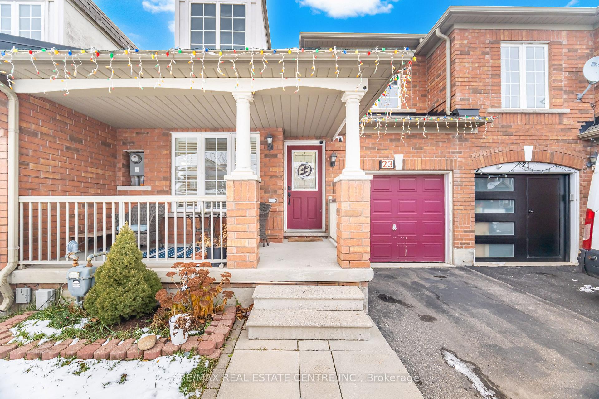 Photo 4 of 23 Quailvalley Drive, Brampton, Sandringham-Wellington — HOMEH