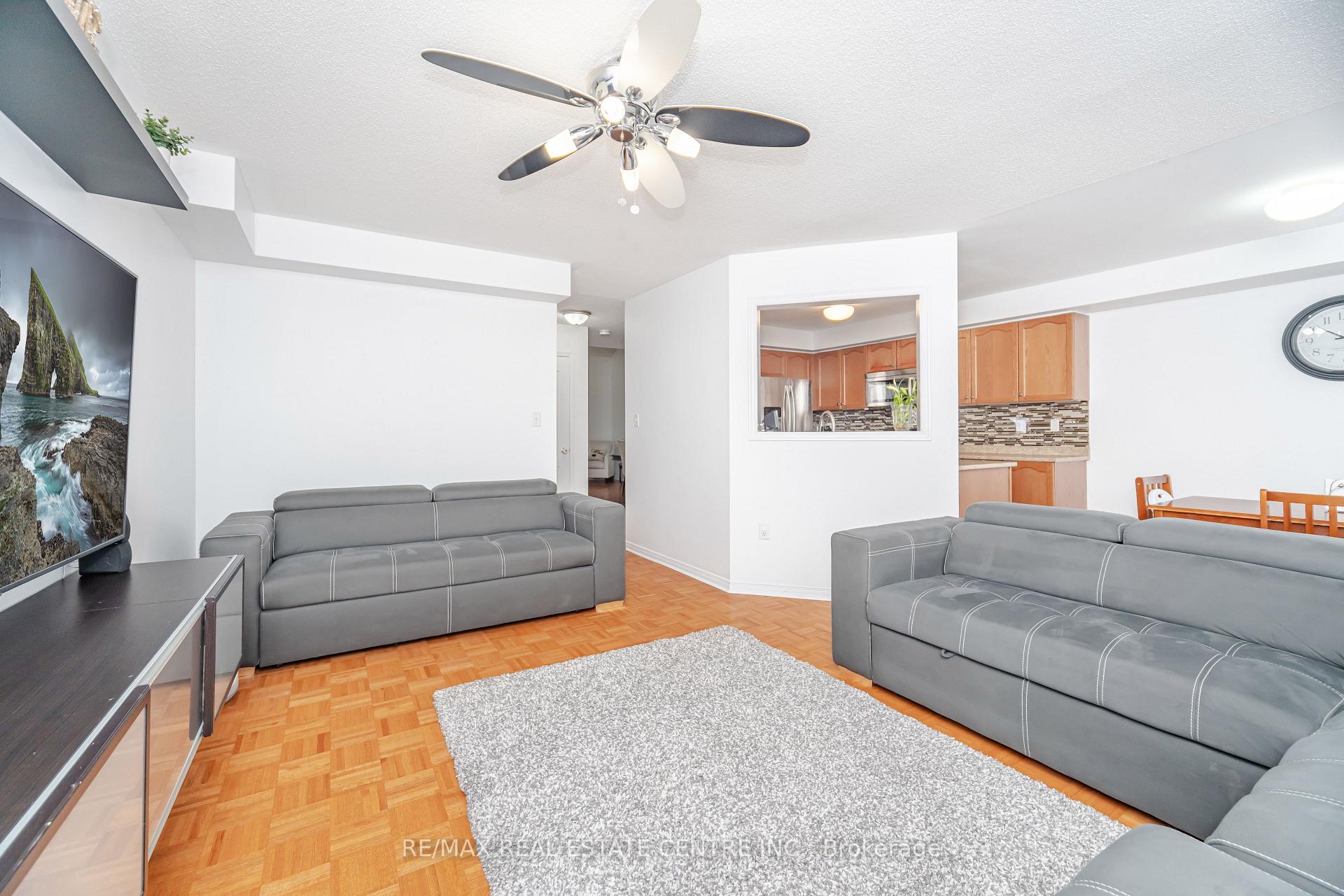 Photo 14 of 23 Quailvalley Drive, Brampton, Sandringham-Wellington — HOMEH