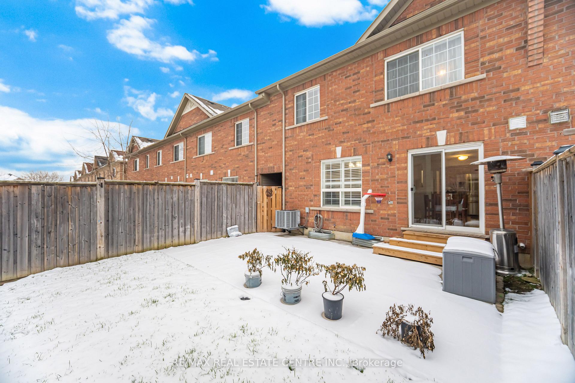 Photo 28 of 23 Quailvalley Drive, Brampton, Sandringham-Wellington — HOMEH