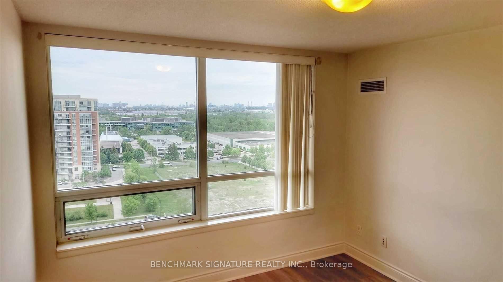 Photo 10 of Unit 1662, 23 Cox Boulevard, Markham, Unionville — HOMEH