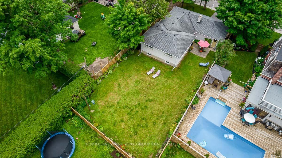 Photo 2 of 25 Spruce Street, Aurora, Aurora Village — HOMEH