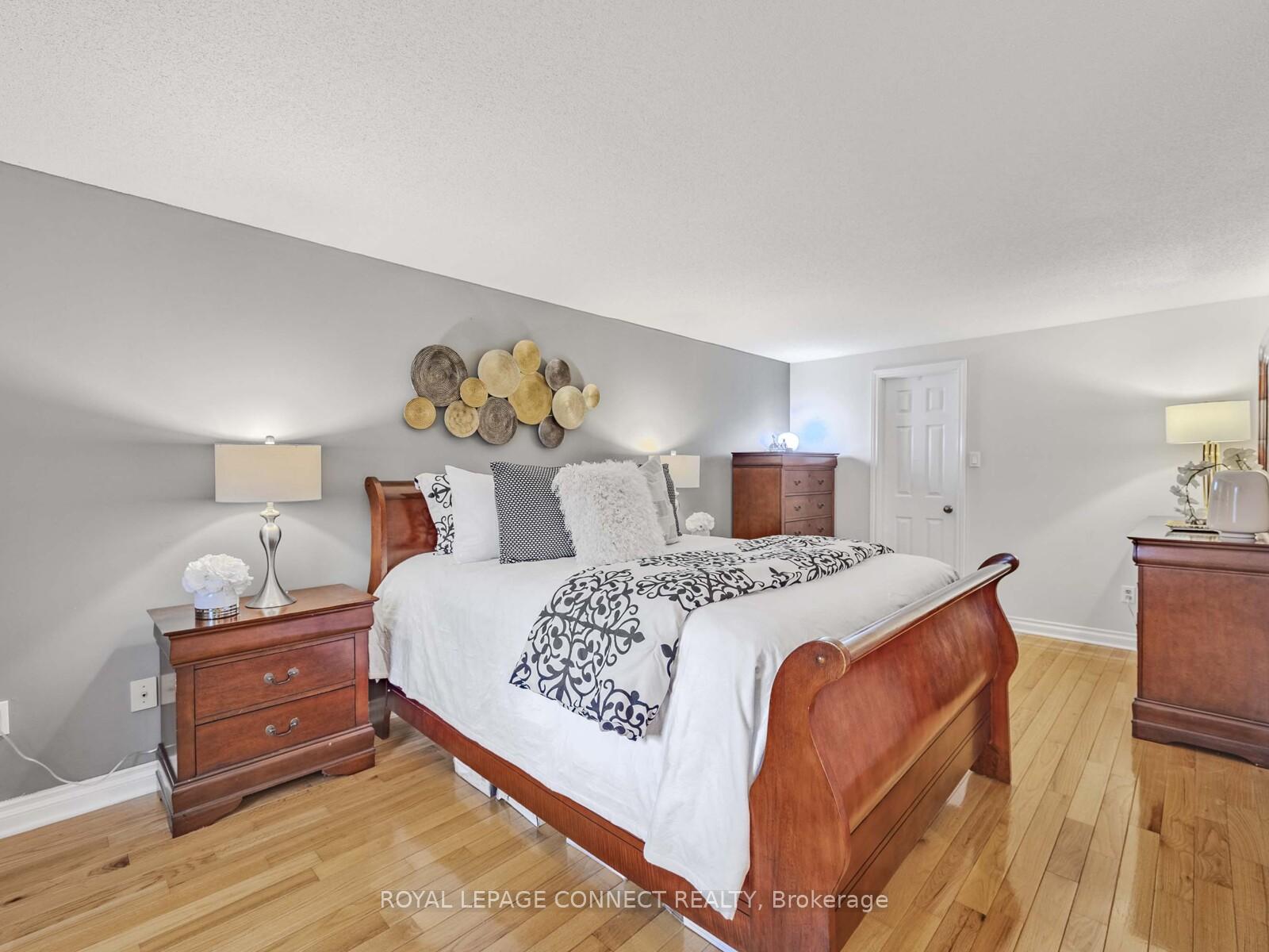 Photo 24 of 14 Coomer Crescent, Ajax, Central — HOMEH