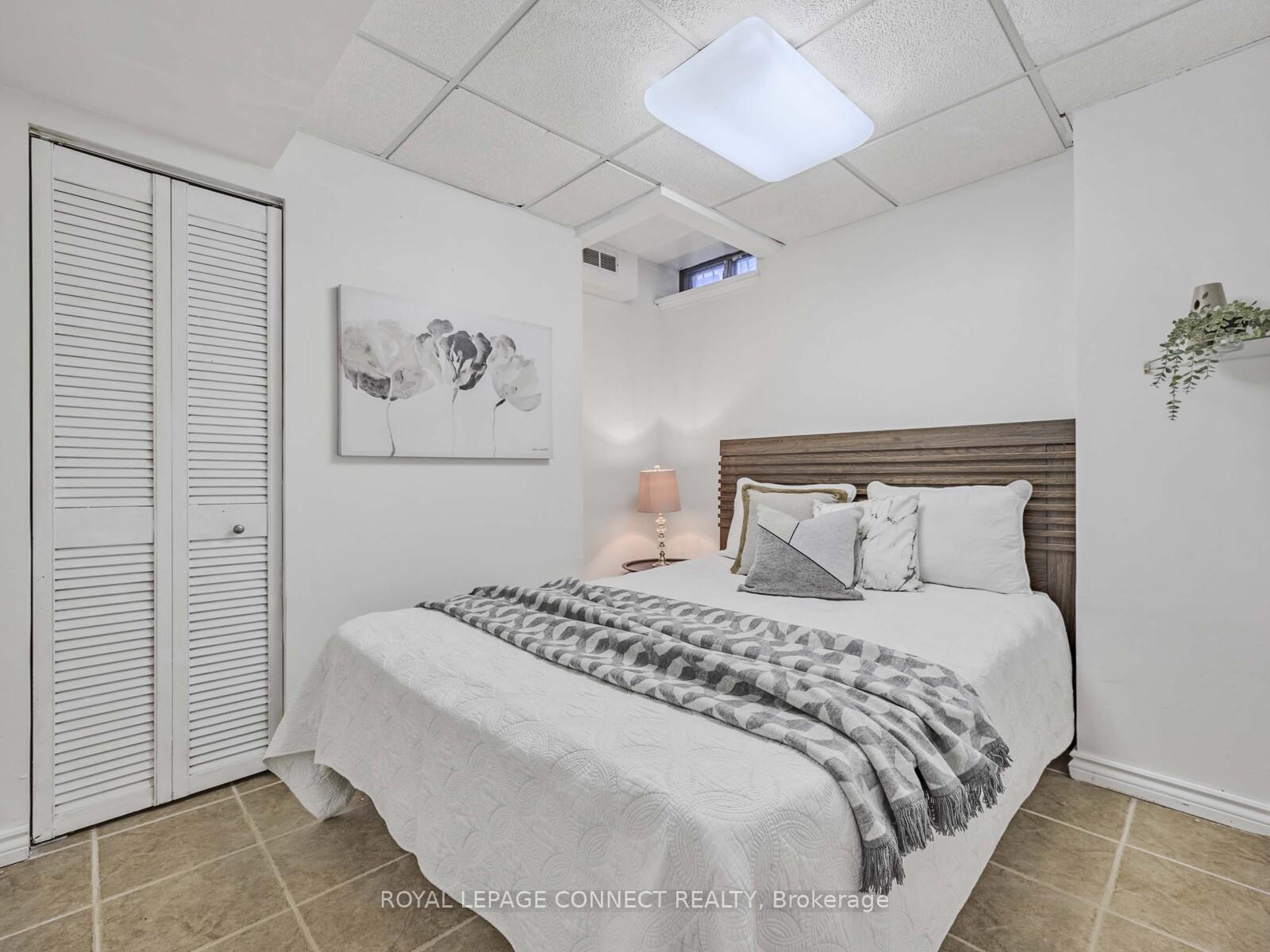 Photo 23 of 14 Coomer Crescent, Ajax, Central — HOMEH