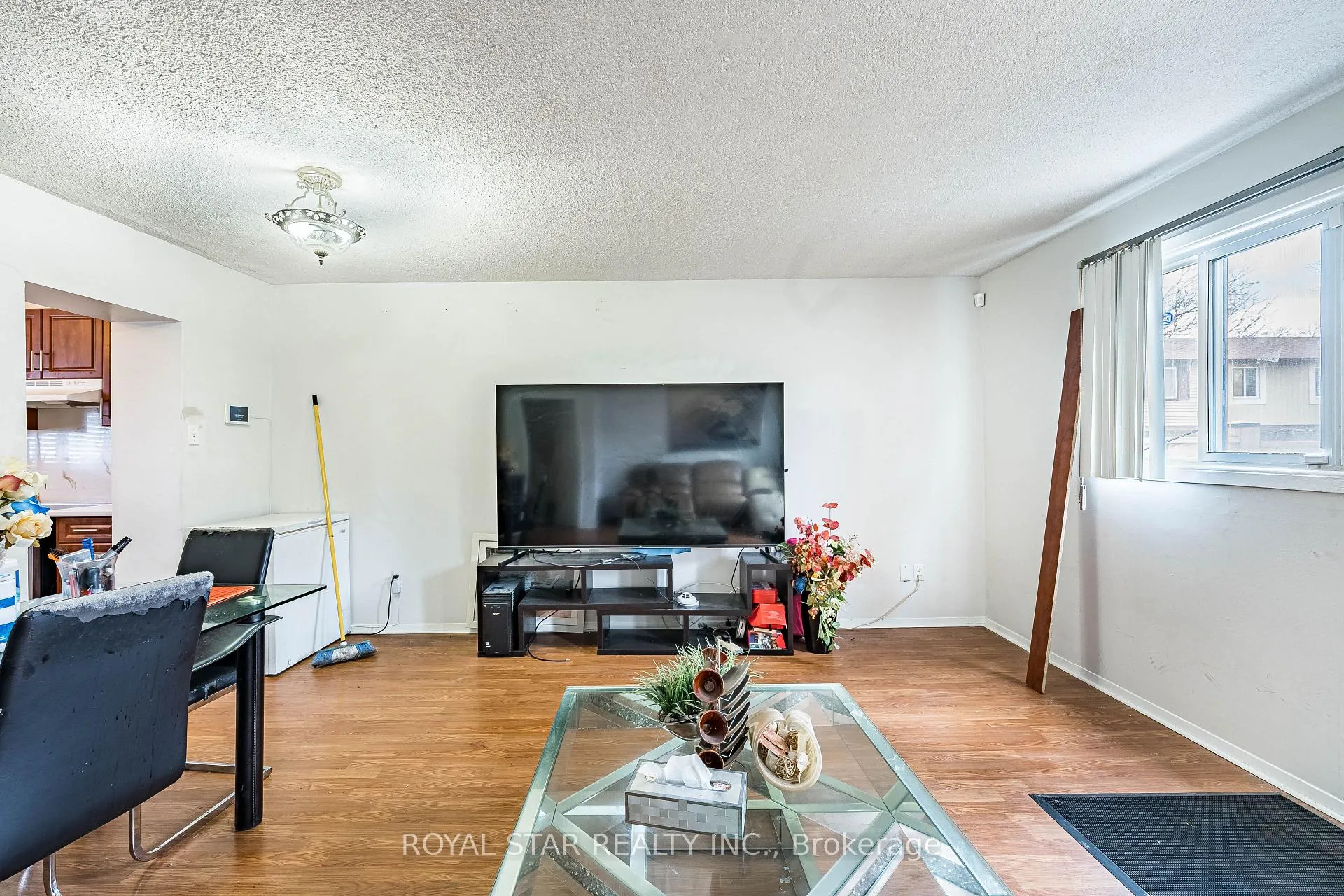 Photo 4 of Unit 99, 105 Hansen Road N, Brampton, Madoc — HOMEH