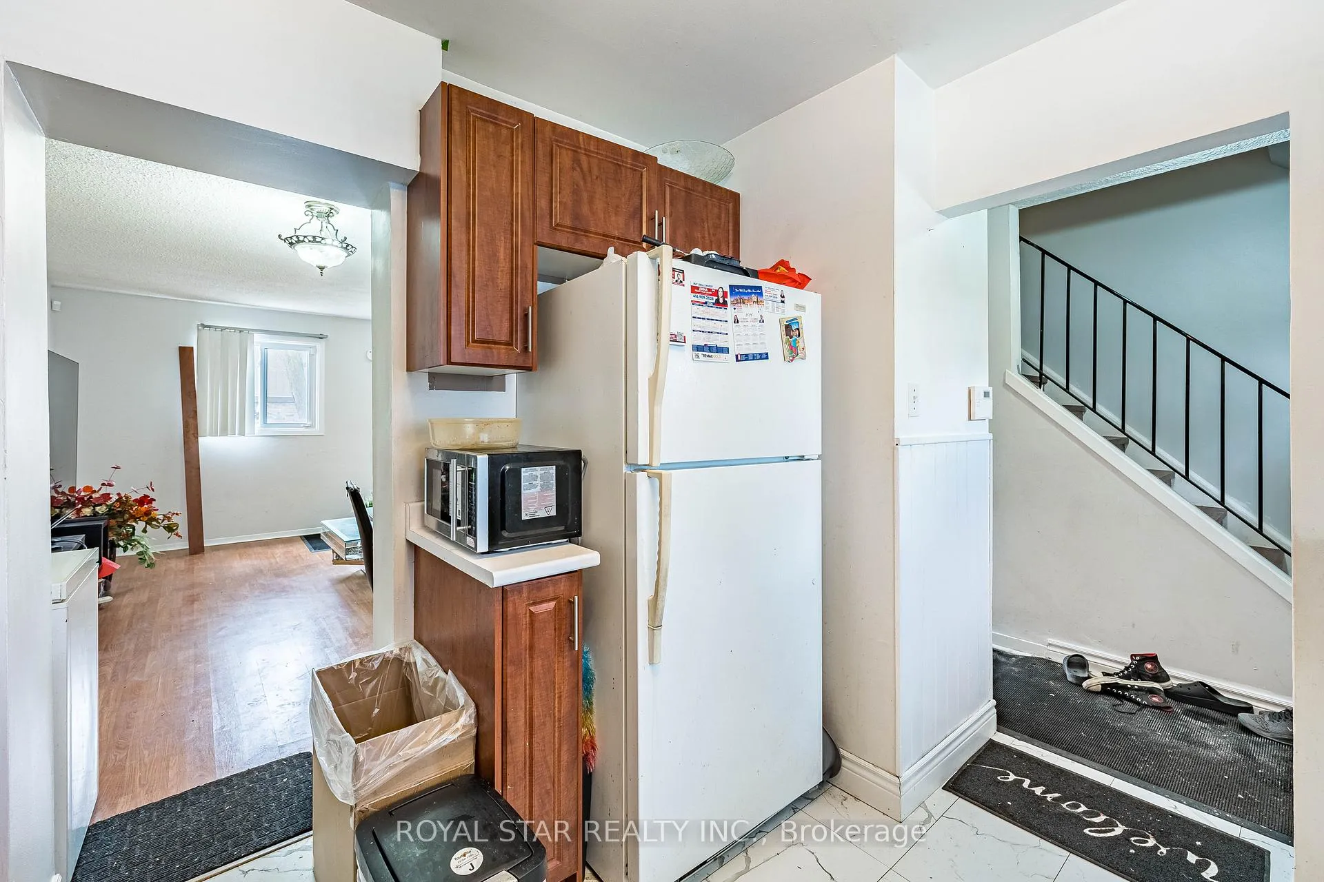 Photo 10 of Unit 99, 105 Hansen Road N, Brampton, Madoc — HOMEH
