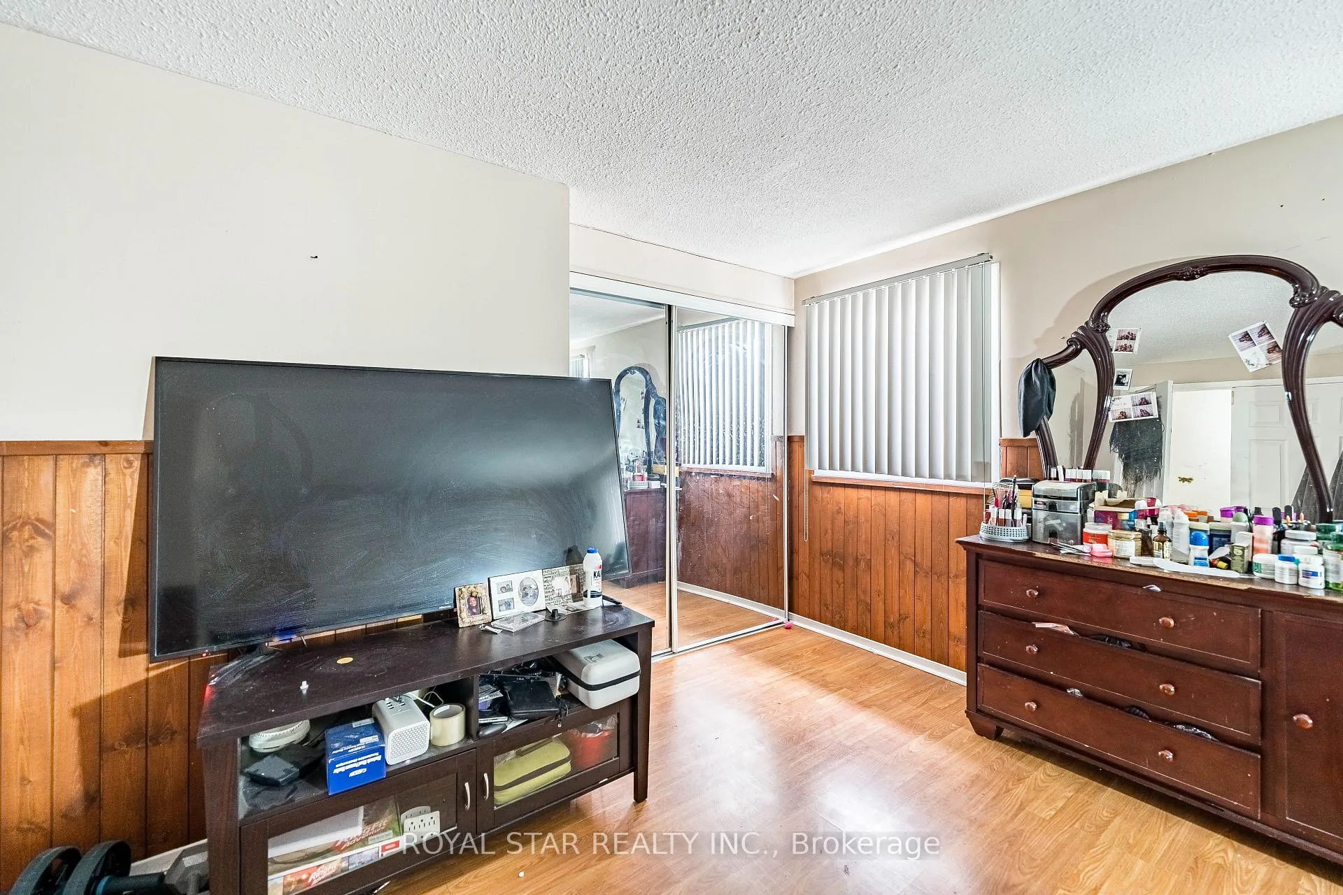 Photo 17 of Unit 99, 105 Hansen Road N, Brampton, Madoc — HOMEH